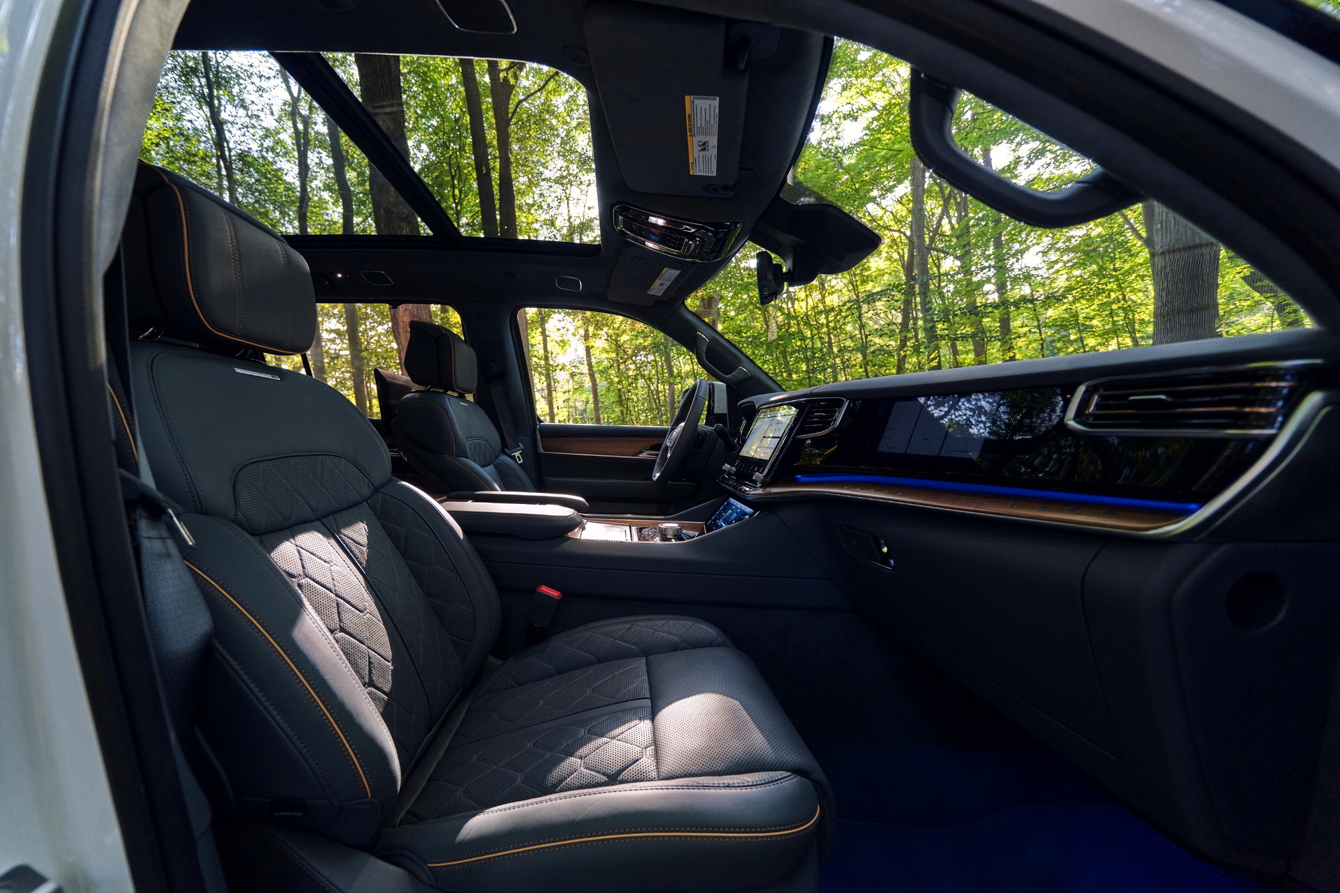 Enlarged 2023 Jeep Wagoneer L And Grand Wagoneer L Gain 12 Inches And Inline-Six Turbo