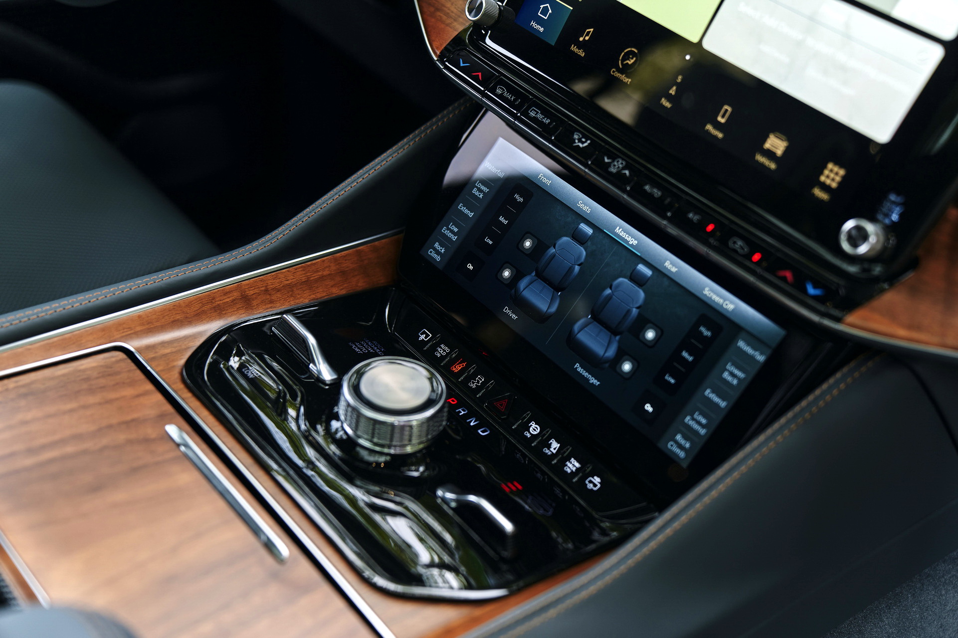 Enlarged 2023 Jeep Wagoneer L And Grand Wagoneer L Gain 12 Inches And Inline-Six Turbo