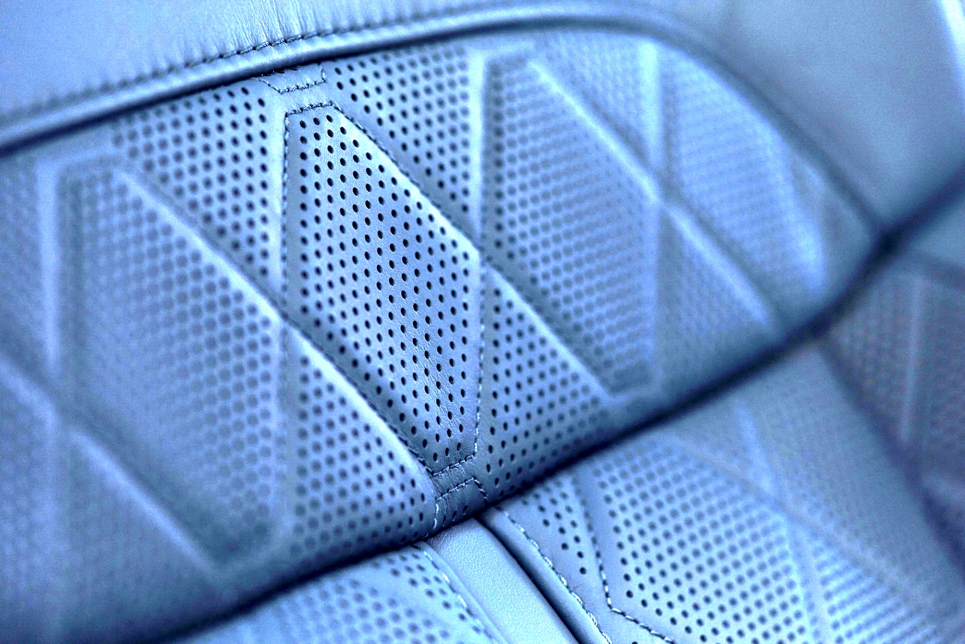 Enlarged 2023 Jeep Wagoneer L And Grand Wagoneer L Gain 12 Inches And Inline-Six Turbo