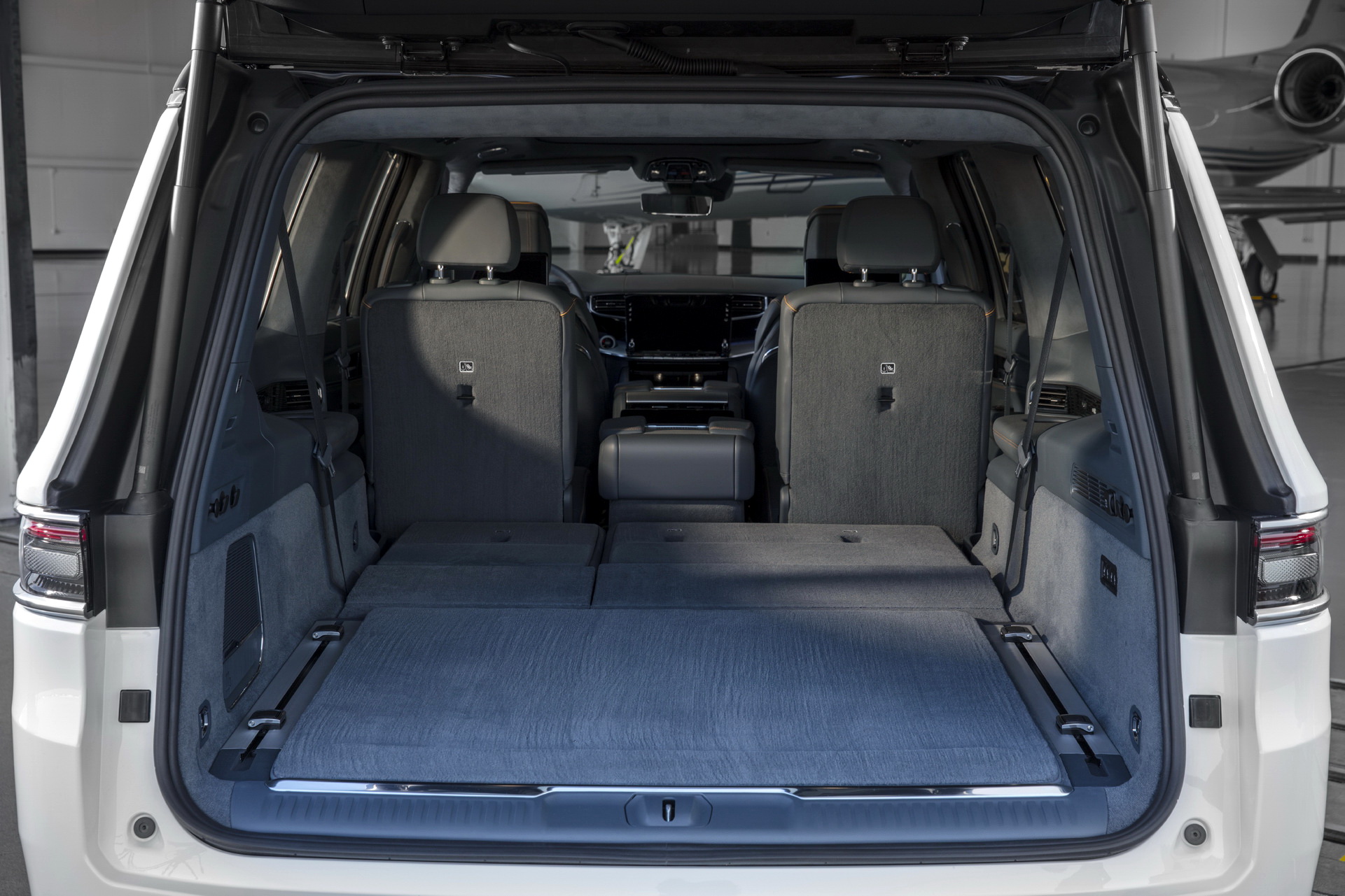 Enlarged 2023 Jeep Wagoneer L And Grand Wagoneer L Gain 12 Inches And Inline-Six Turbo