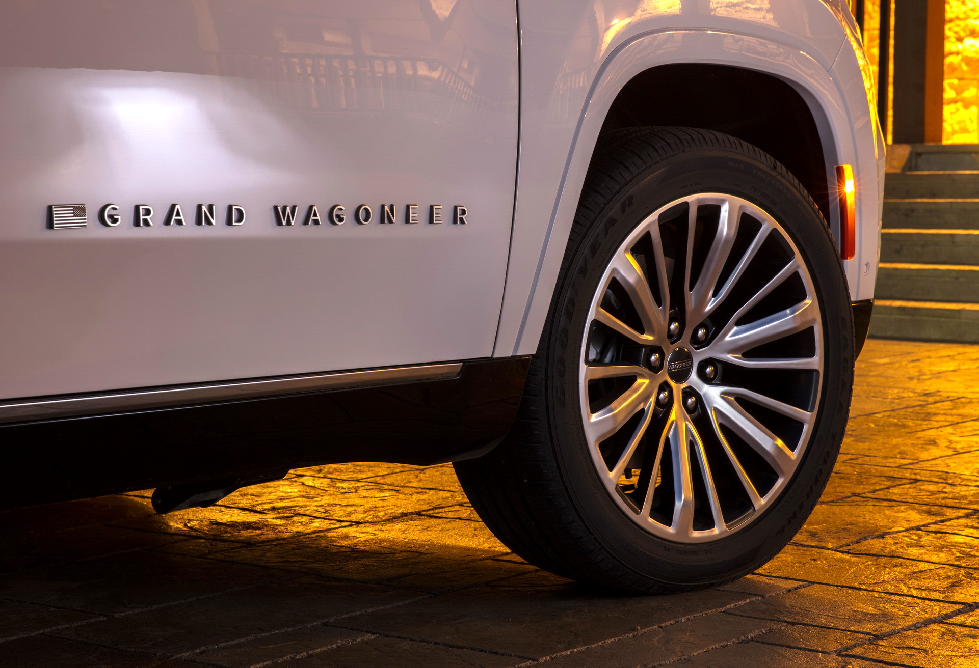 Enlarged 2023 Jeep Wagoneer L And Grand Wagoneer L Gain 12 Inches And Inline-Six Turbo