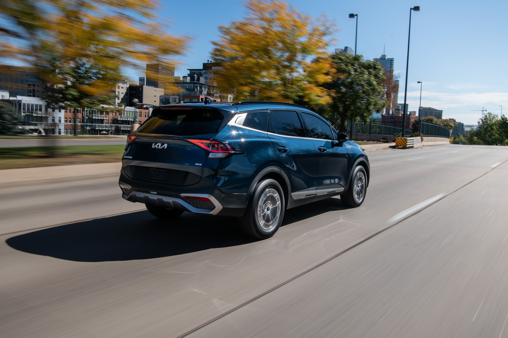 2023 Kia Sportage Hybrid Undercuts Toyota Rav4 Hybrid By Nearly $1,800
