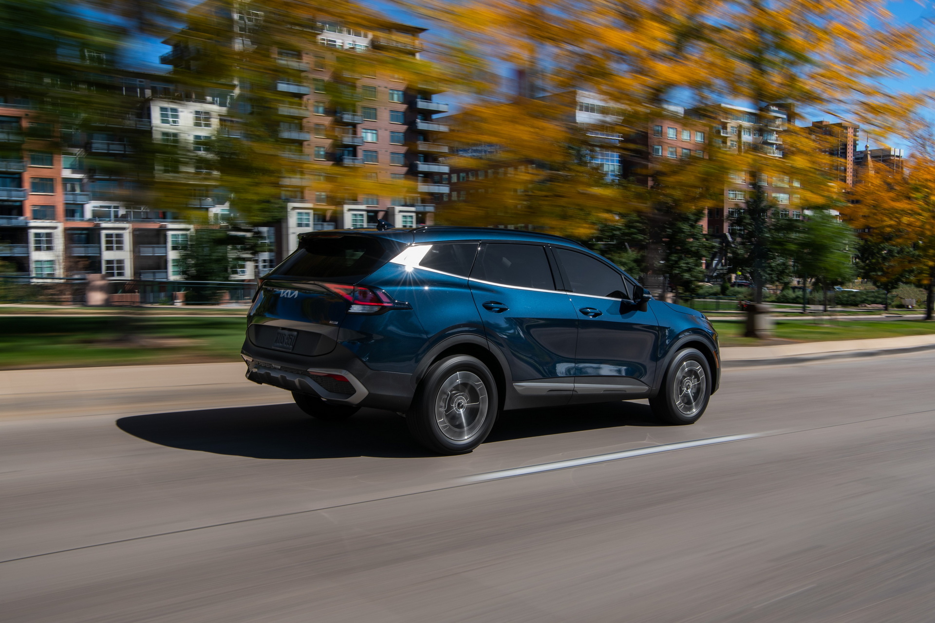 2023 Kia Sportage Hybrid Undercuts Toyota Rav4 Hybrid By Nearly $1,800