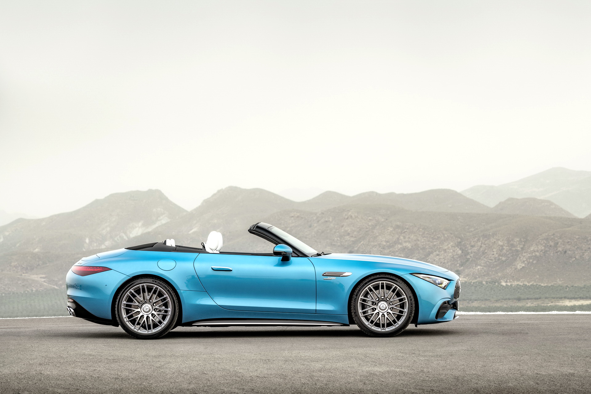 Mercedes Says It’s Considering 4-Cylinder AMG SL 43 For U.S., But Do You Even Want It?