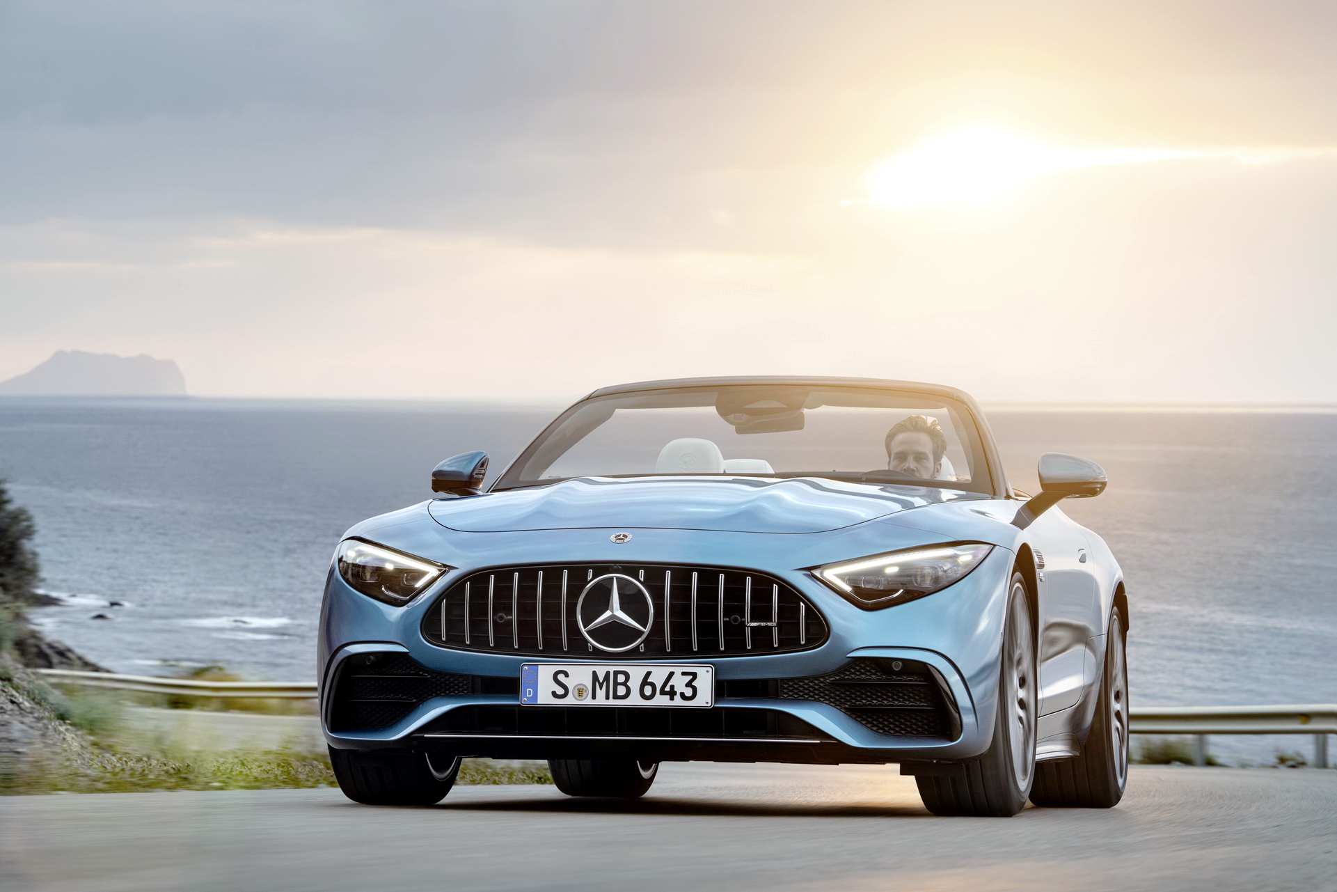 Mercedes Says It’s Considering 4-Cylinder AMG SL 43 For U.S., But Do You Even Want It?