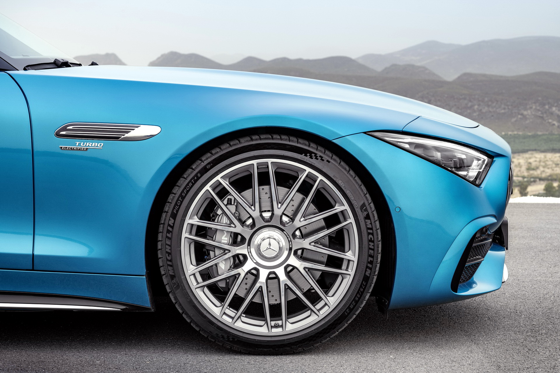 Mercedes Says It’s Considering 4-Cylinder AMG SL 43 For U.S., But Do You Even Want It?