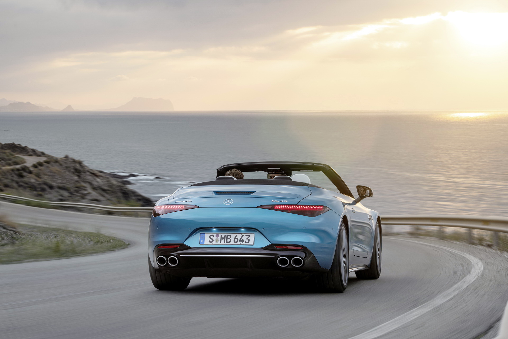Mercedes Says It’s Considering 4-Cylinder AMG SL 43 For U.S., But Do You Even Want It?
