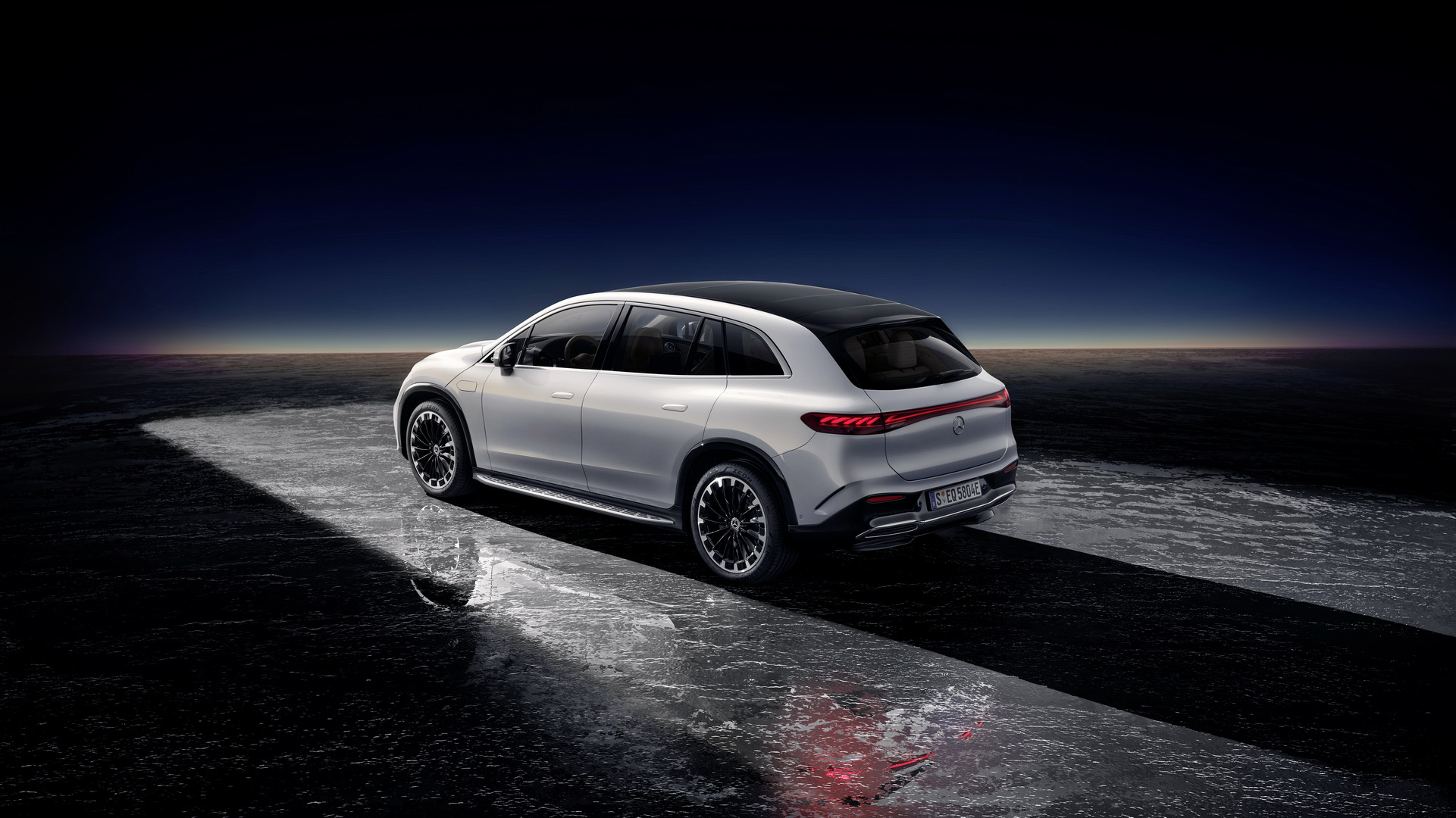 2023 Mercedes-Benz EQS SUV Looks Like The New All-Electric Luxury King Of Its Class