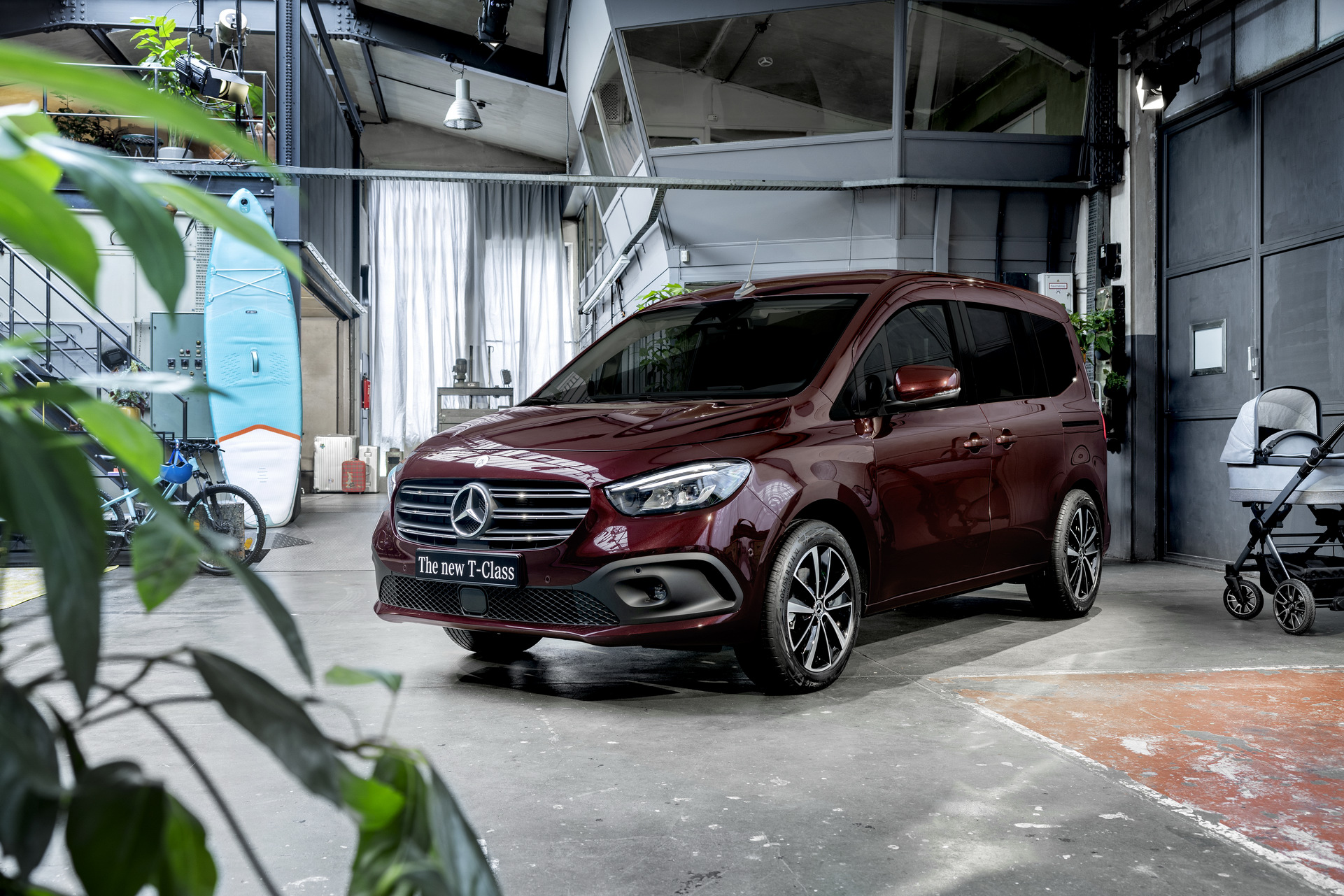 New Mercedes-Benz T-Class Is A Premium Small Minivan Designed For Families