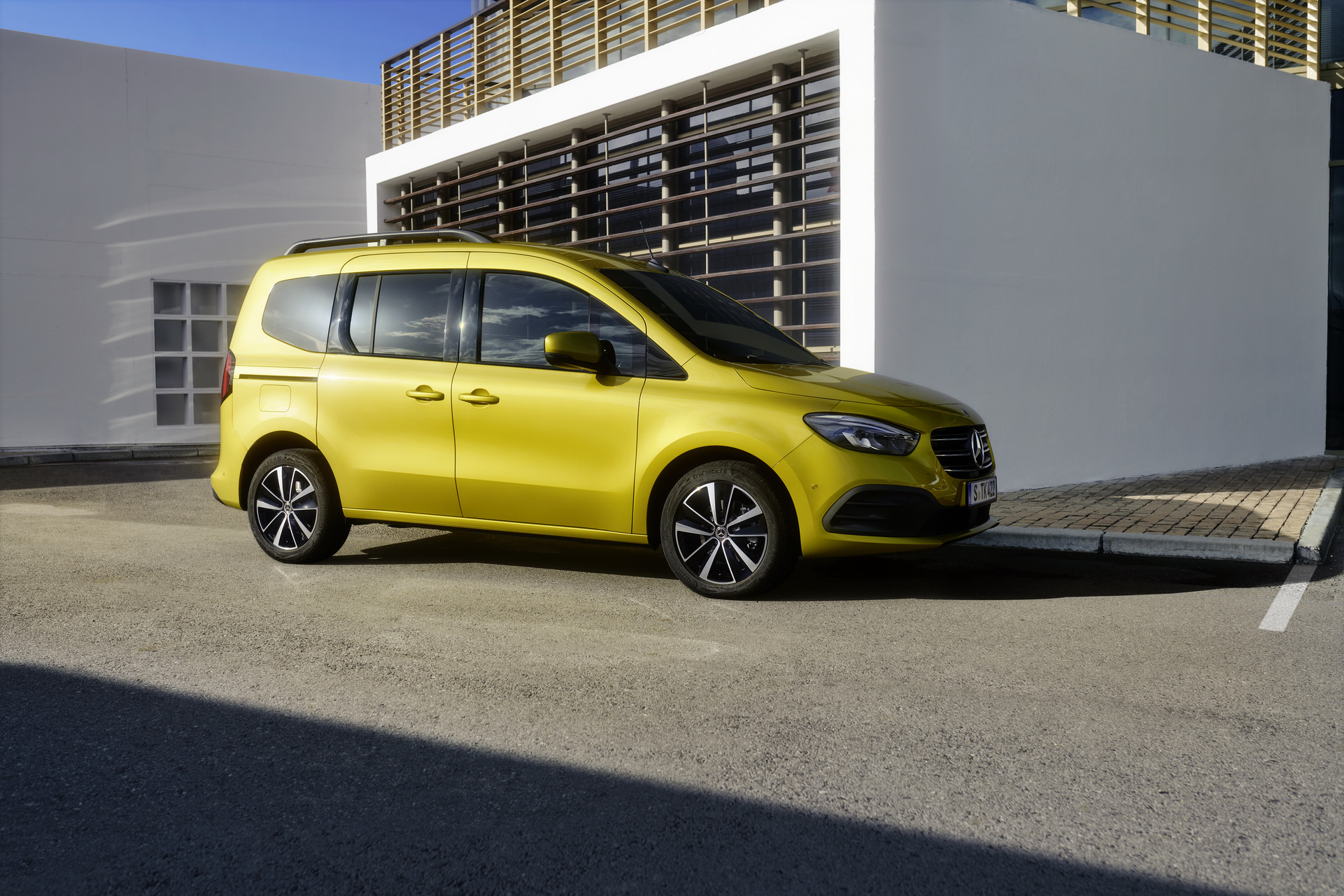 New Mercedes-Benz T-Class Is A Premium Small Minivan Designed For Families