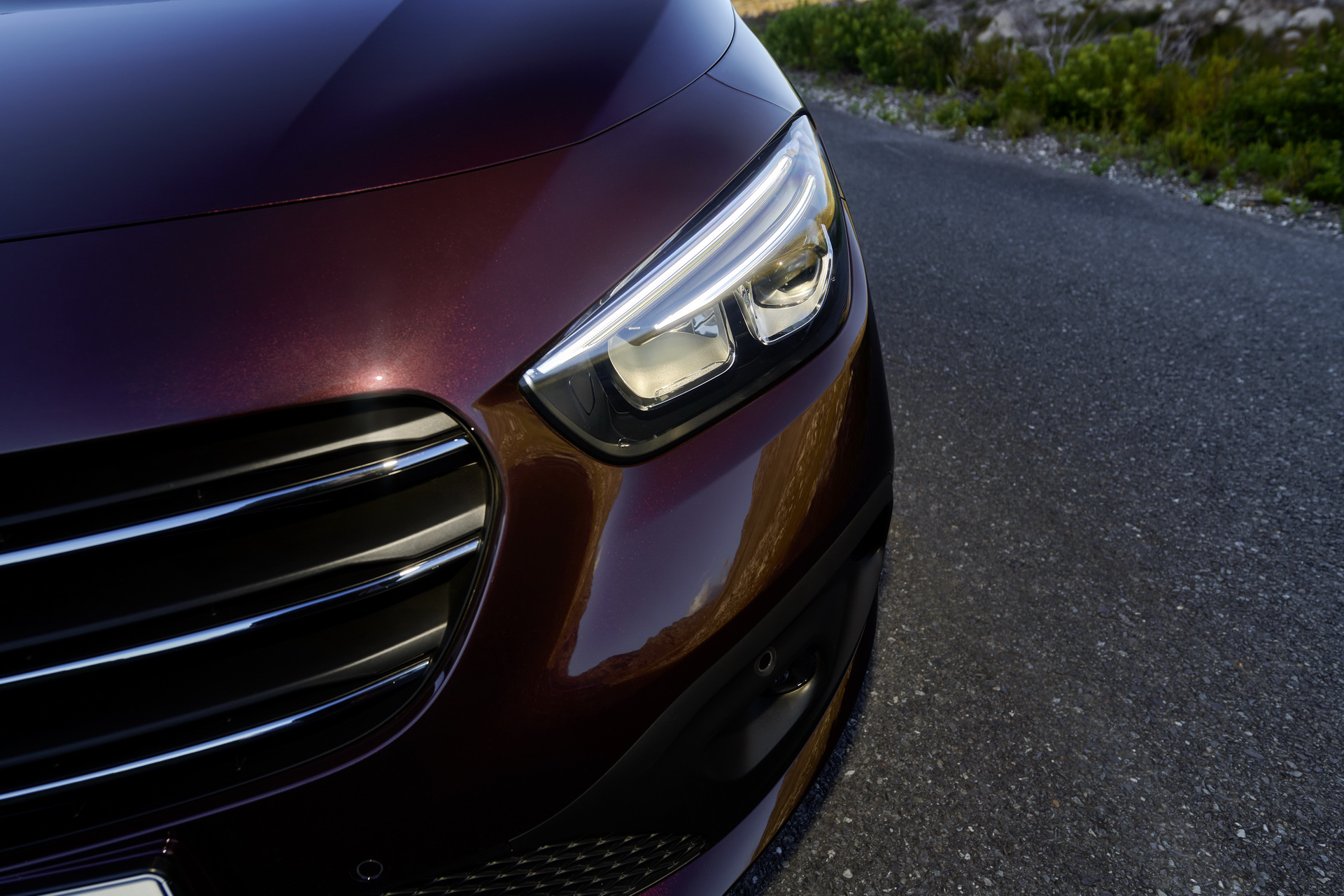 New Mercedes-Benz T-Class Is A Premium Small Minivan Designed For Families