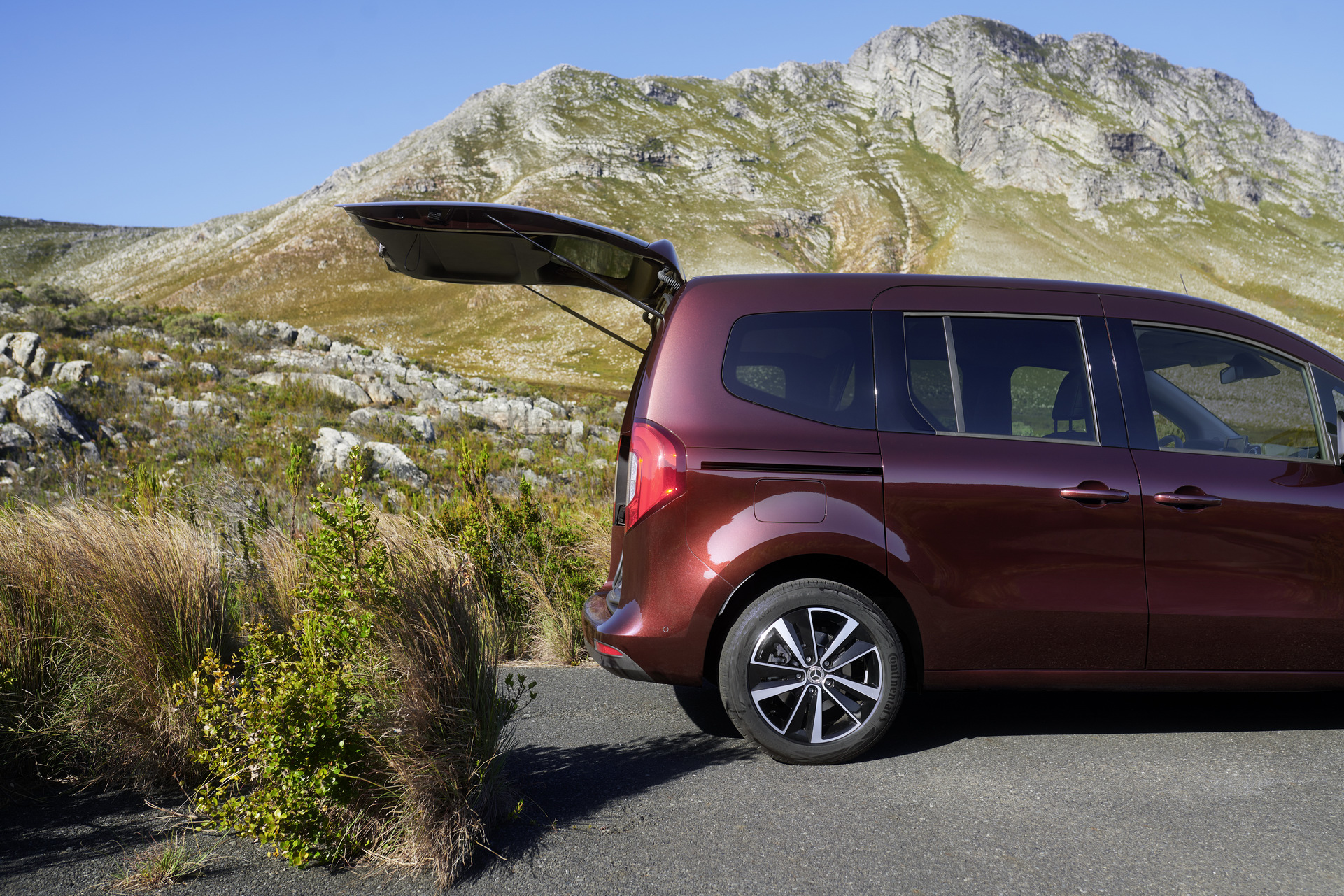New Mercedes-Benz T-Class Is A Premium Small Minivan Designed For Families