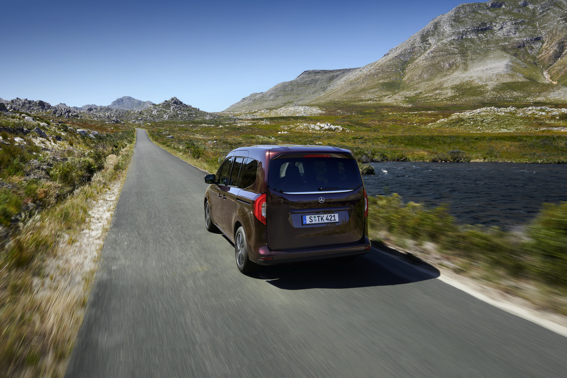 New Mercedes-Benz T-Class Is A Premium Small Minivan Designed For Families