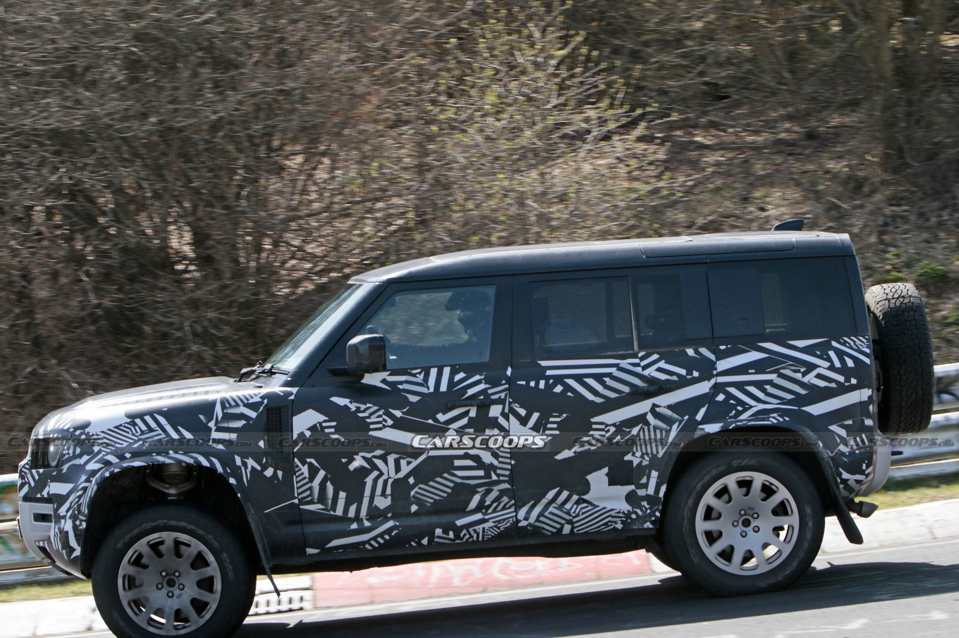 Wild Land Rover Defender SVX / SVR V8 Spied Flexing Its Muscles On The Nurburgring