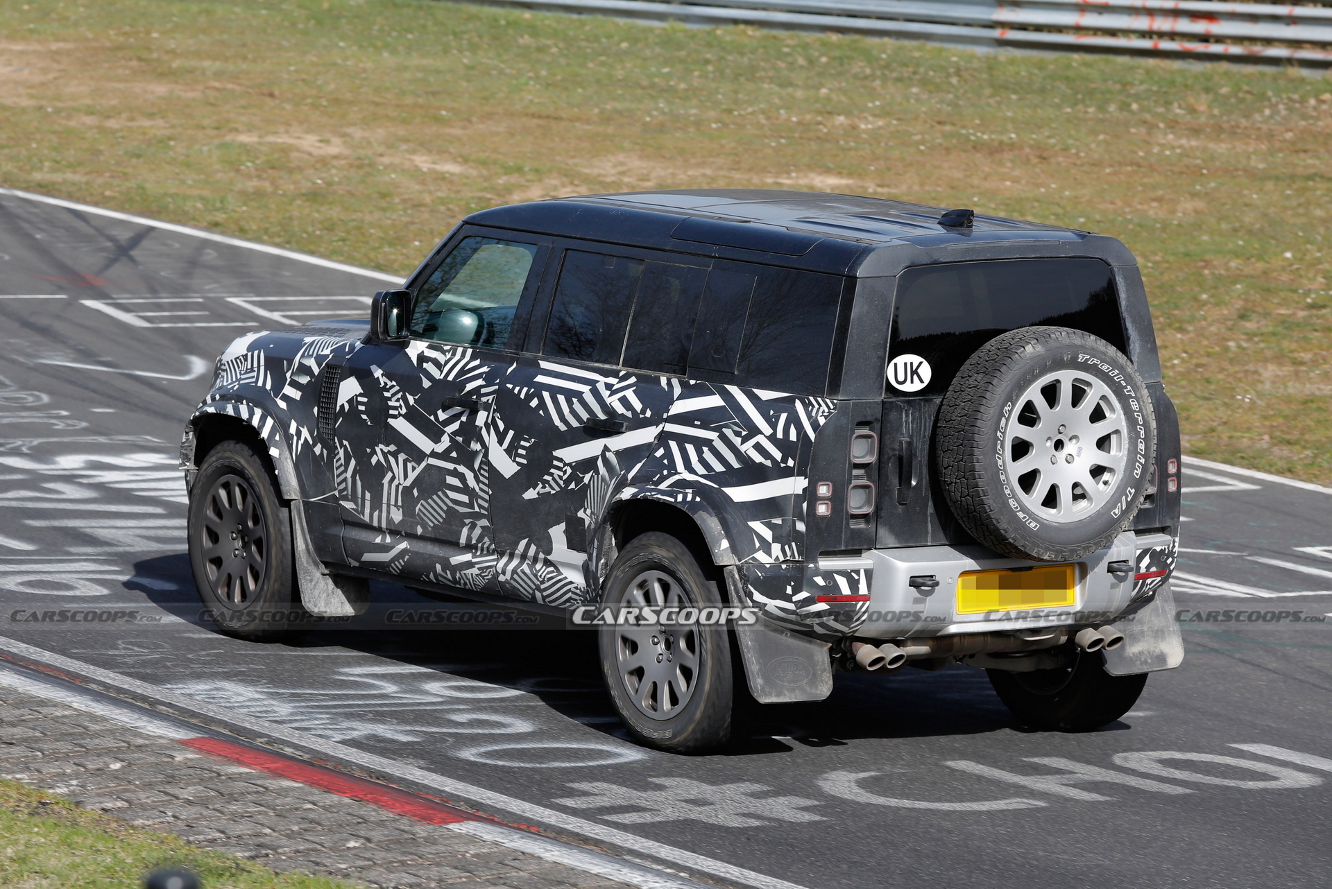 Wild Land Rover Defender SVX / SVR V8 Spied Flexing Its Muscles On The Nurburgring