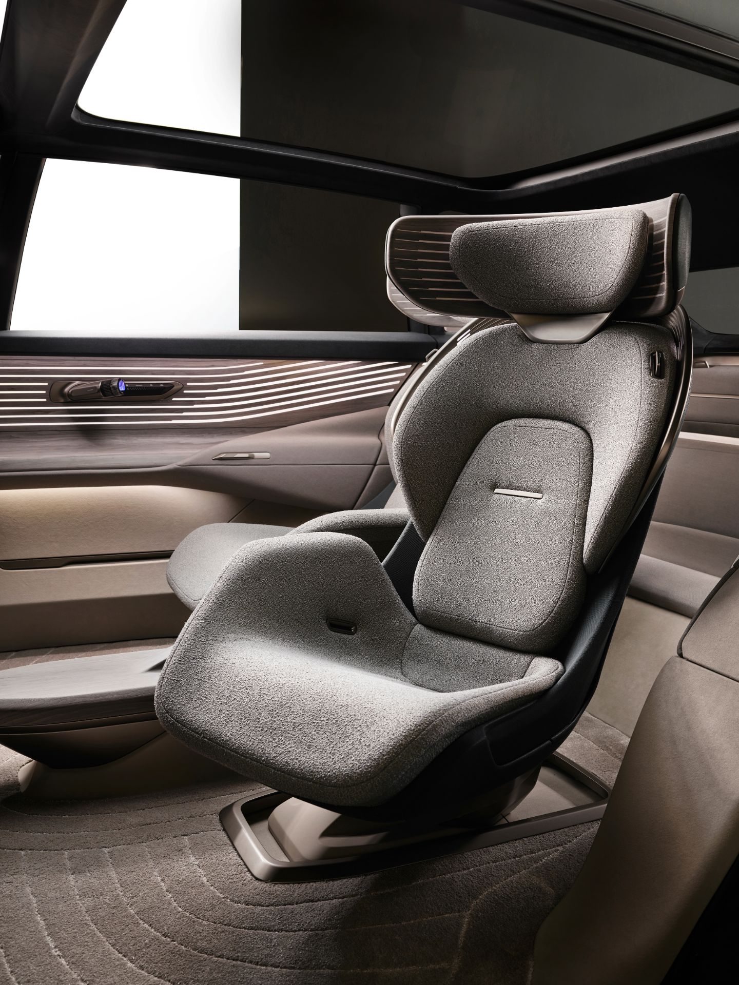 Audi Urbansphere Concept Is An Electric Minivan That’s Longer Than A Cadillac Escalade