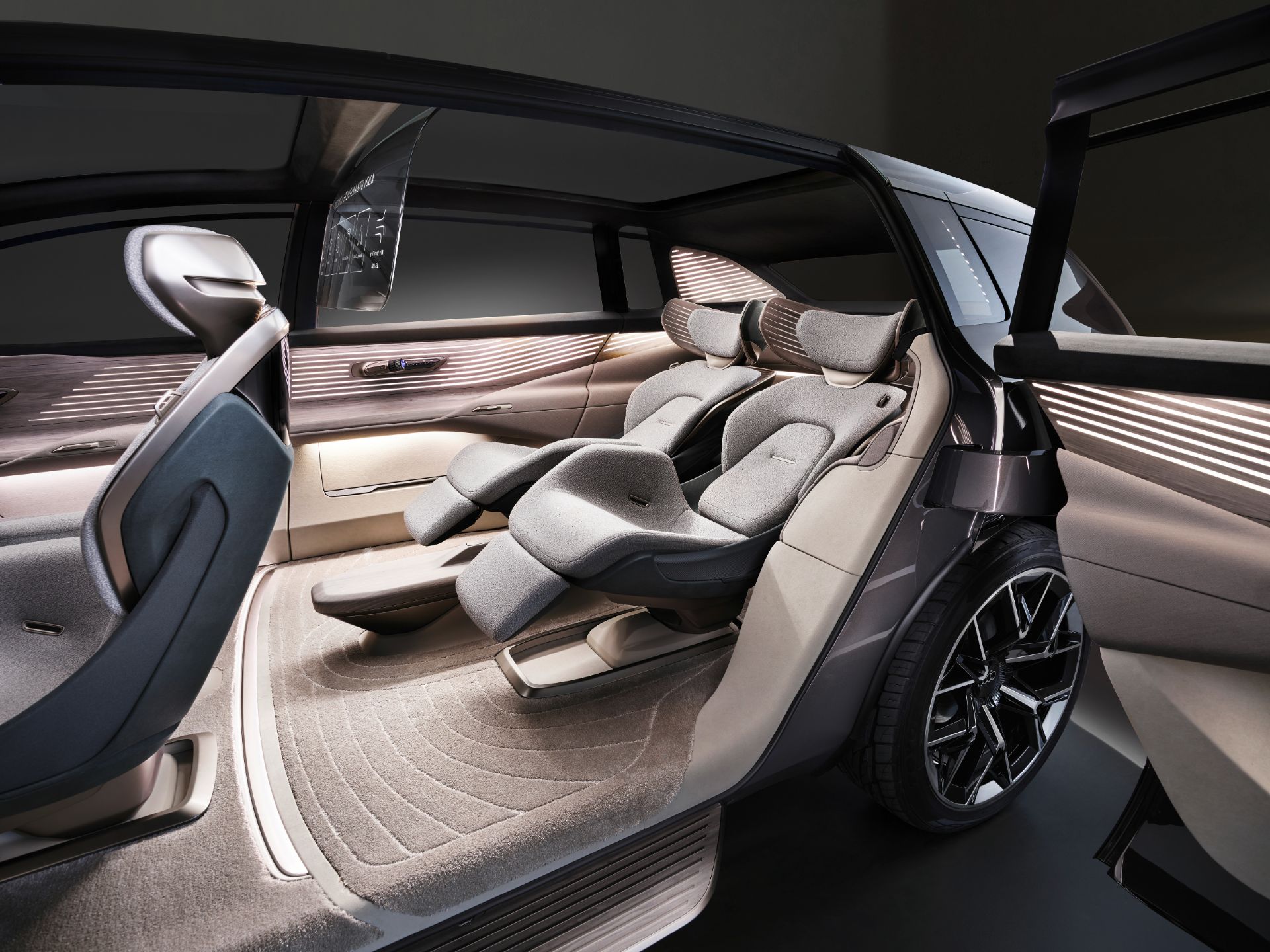Audi Urbansphere Concept Is An Electric Minivan That’s Longer Than A Cadillac Escalade
