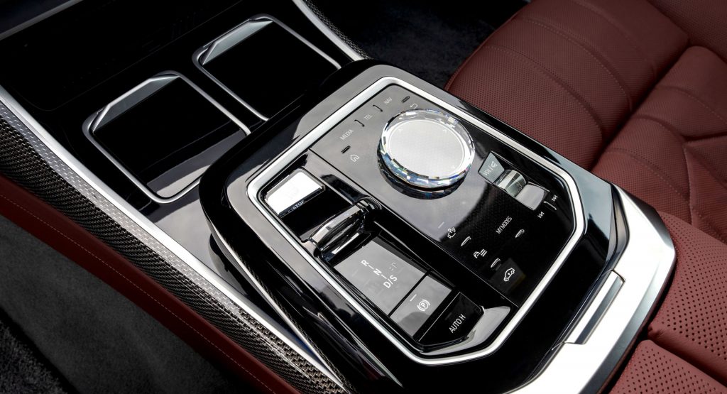  BMW Will Keep iDrive Rotary Controller On Big Cars Where Screen Is Hard To Reach