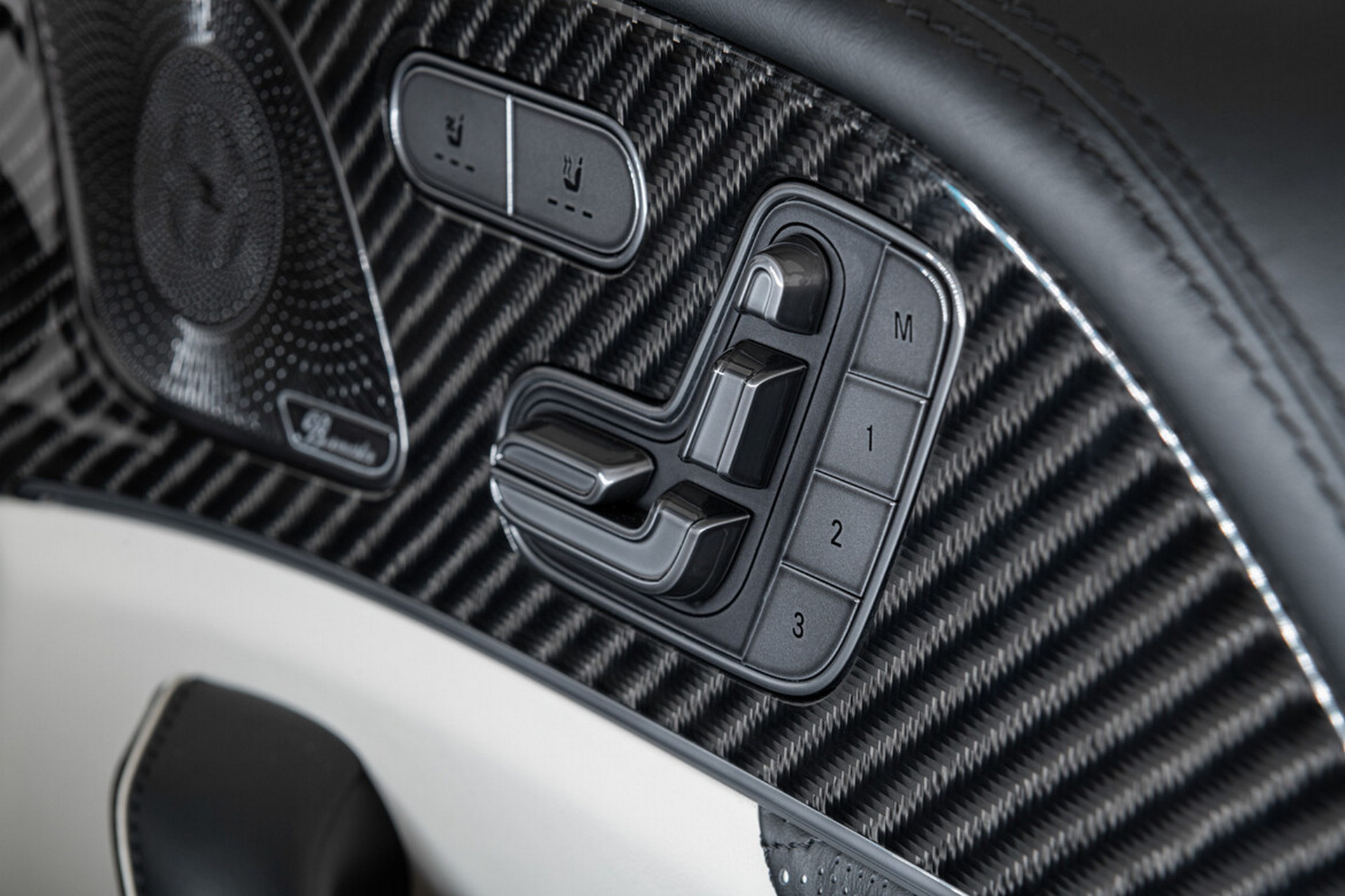 Brabus Takes The Mercedes-Maybach GLS To Another Level With 888 HP