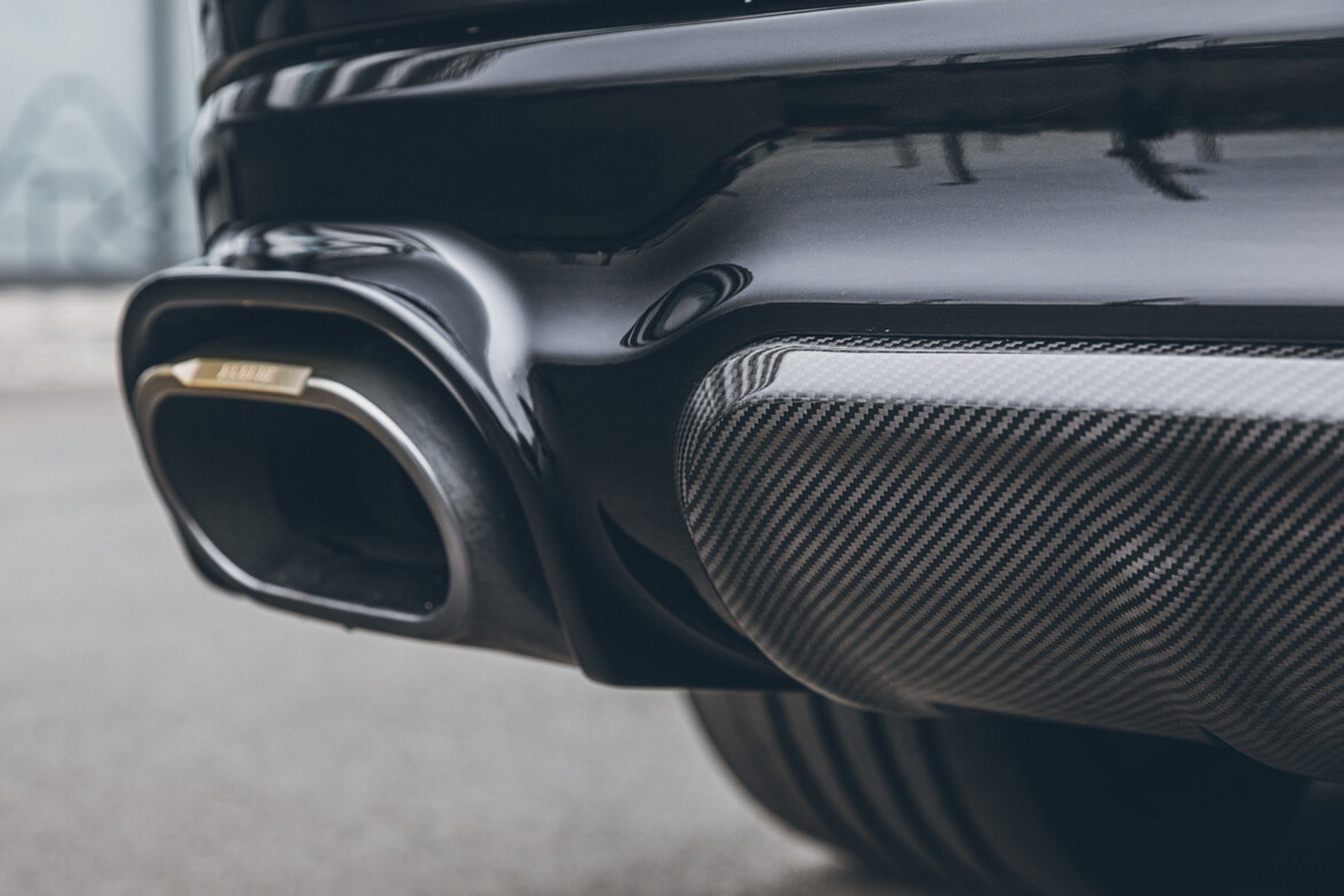 Brabus Takes The Mercedes-Maybach GLS To Another Level With 888 HP