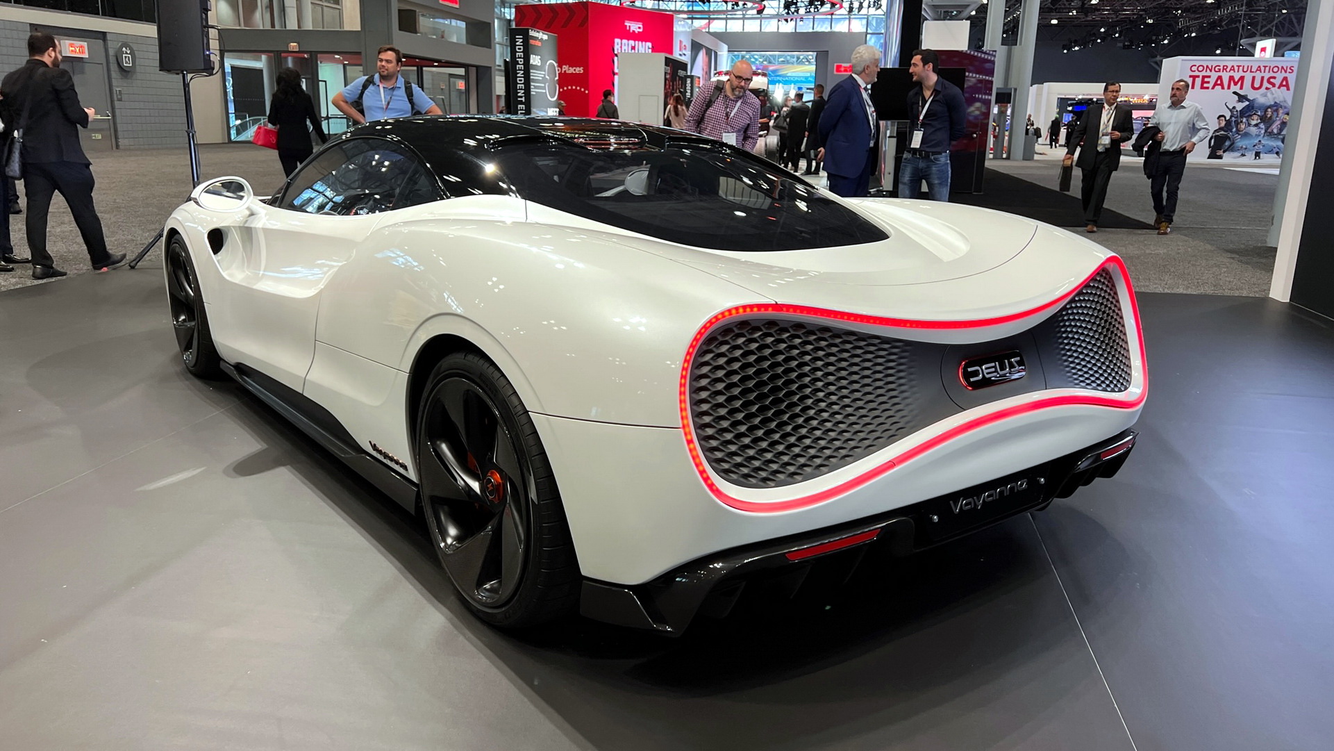DEUS Vayanne Is An Electric Hypercar With Over 2,200 HP That’s Limited To 99 Units
