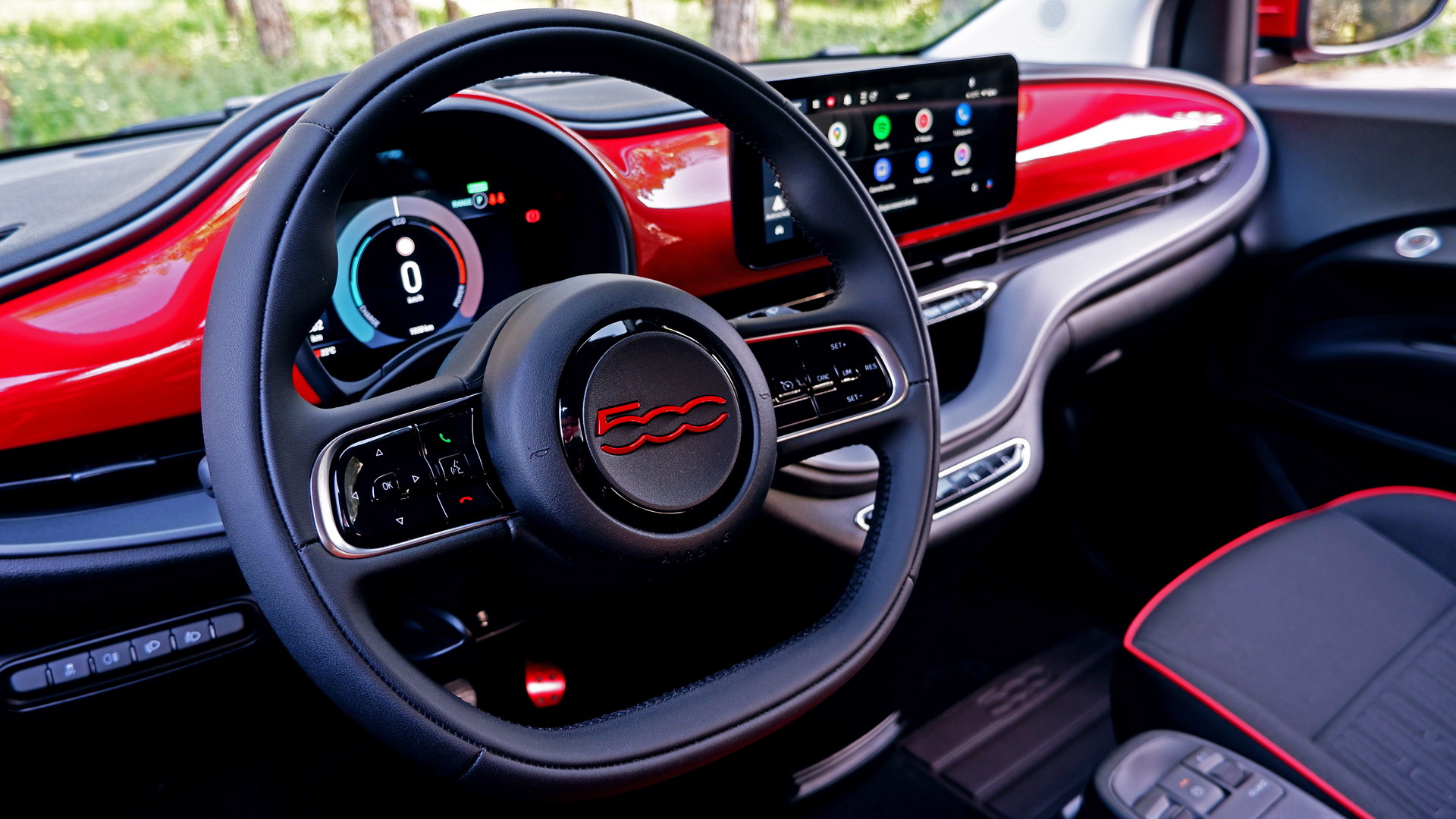 Driven Fiat 500 RED Interior 4 - Auto Recent