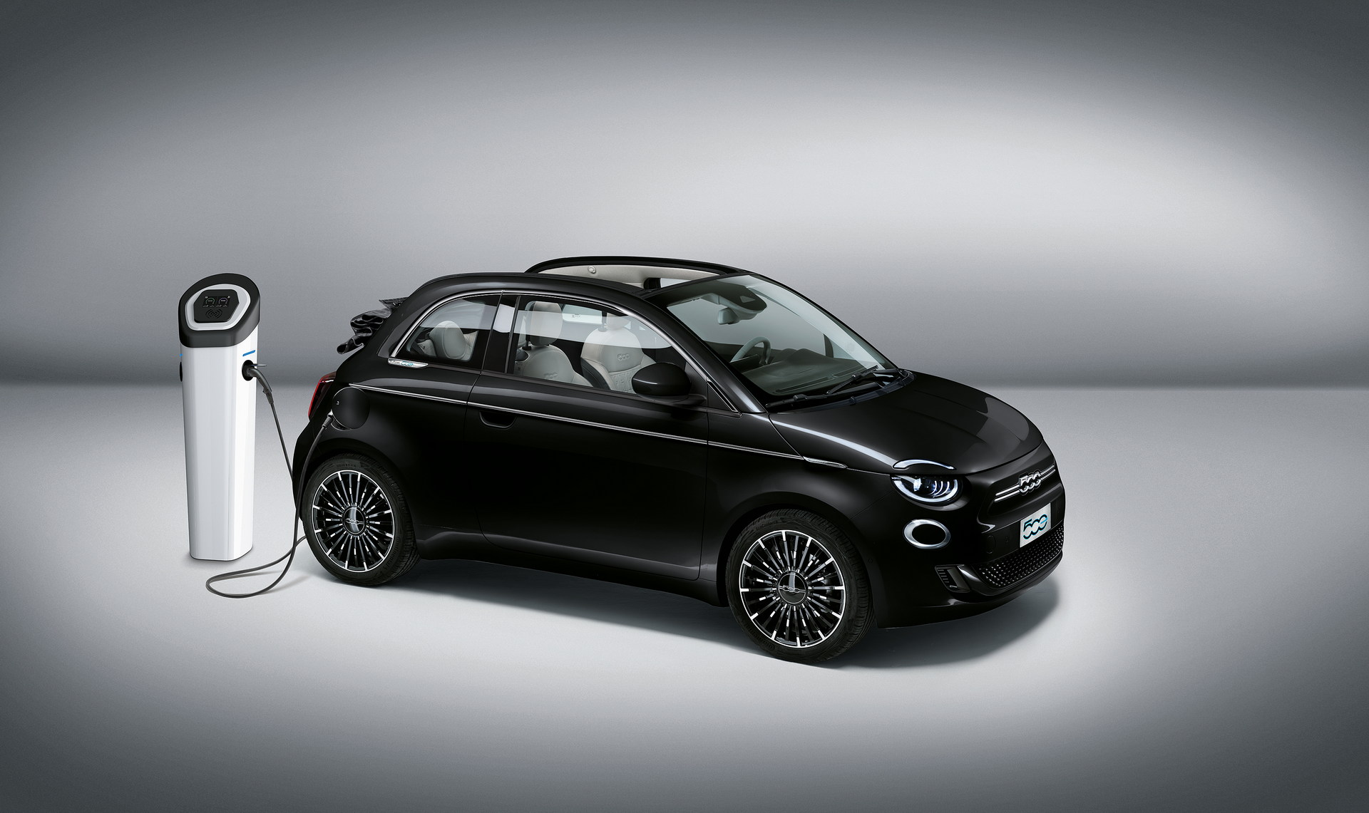 Fiat Partners With Tenor Andrea Bocelli And JBL For Special Edition 500 La Prima