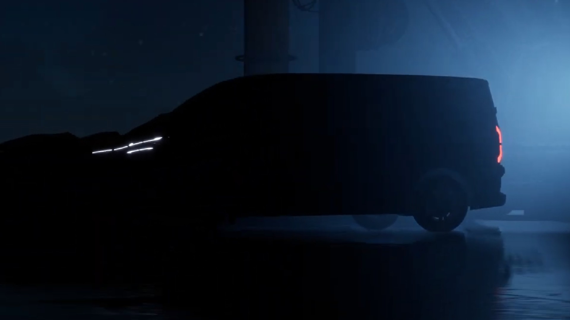 2024 Ford Tourneo Custom EV Teased, Will Debut On May 9