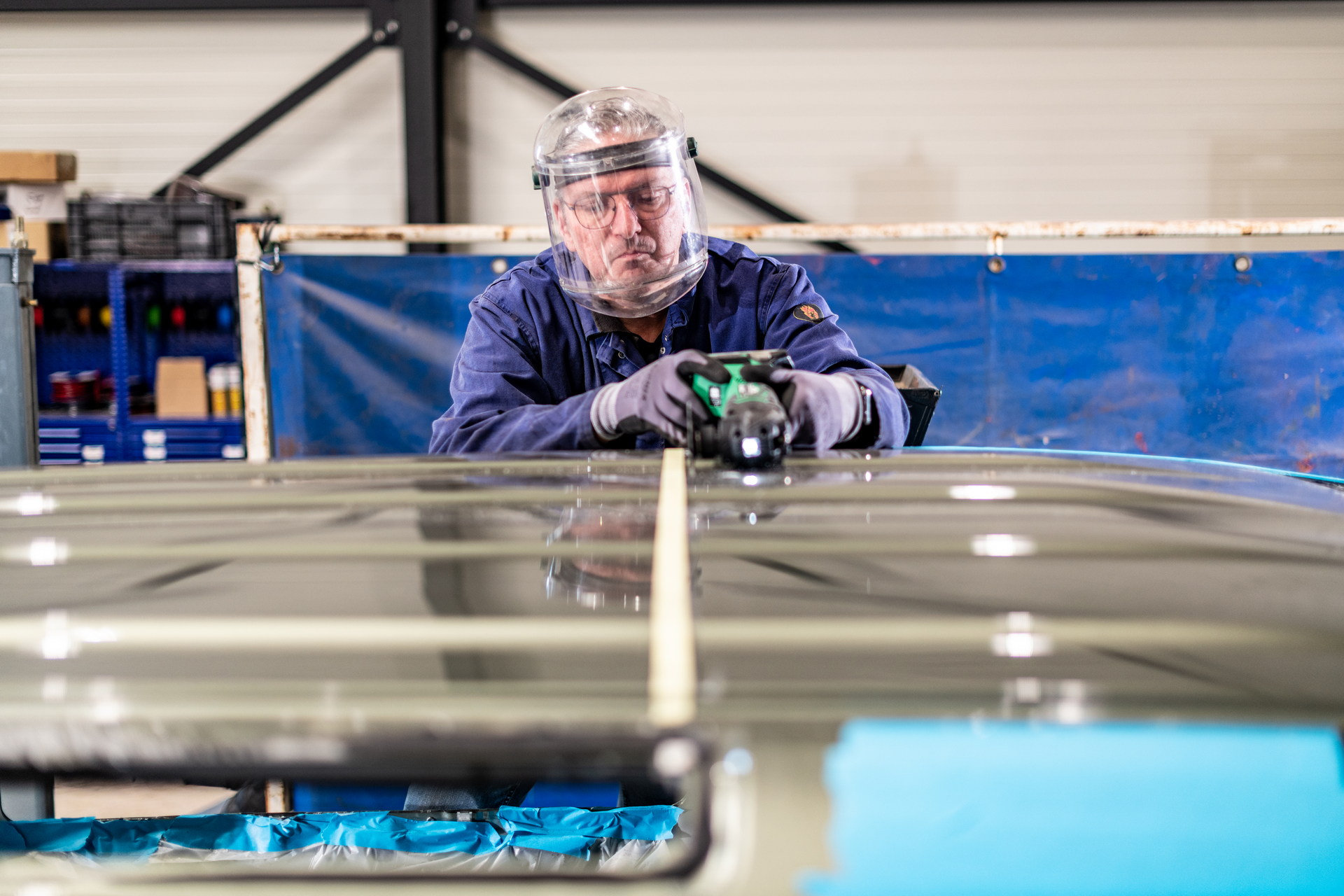 Want A New Land Rover Defender 90 Convertible? Heritage Customs Will Make You One