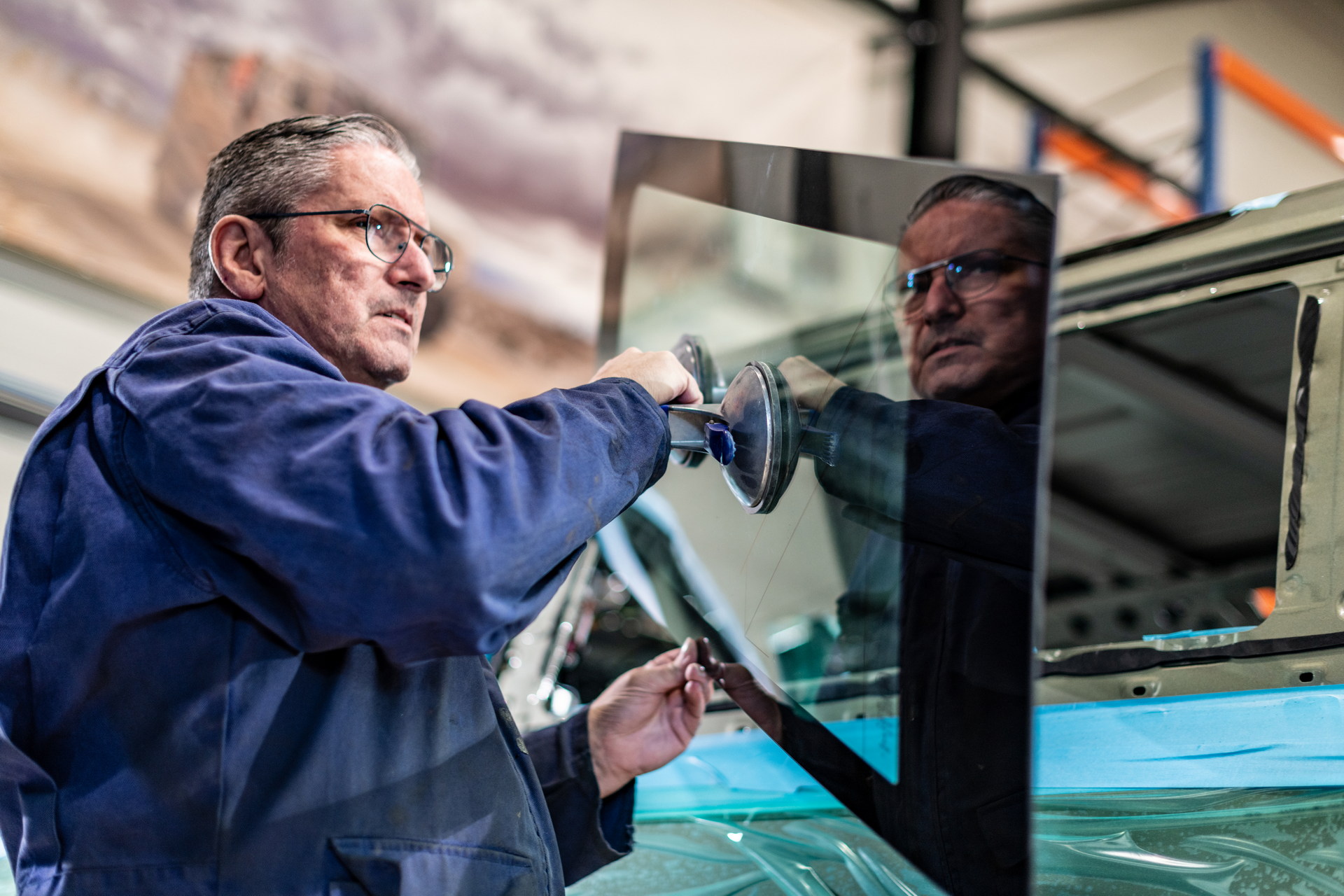 Want A New Land Rover Defender 90 Convertible? Heritage Customs Will Make You One