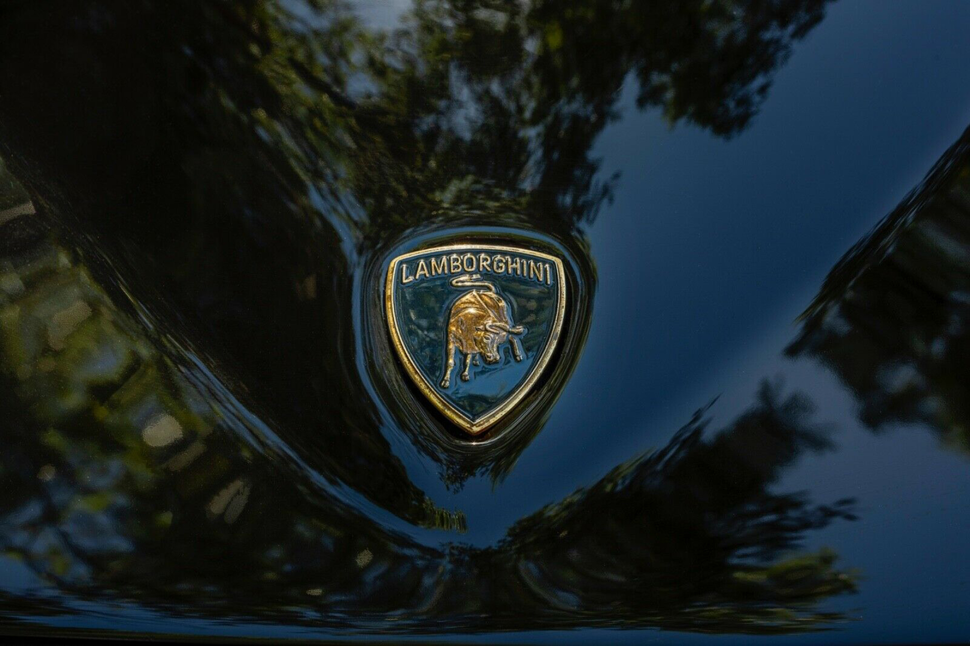 Yowzers, Someone Turned An Acura NSX Into A Fake Lamborghini Diablo GT