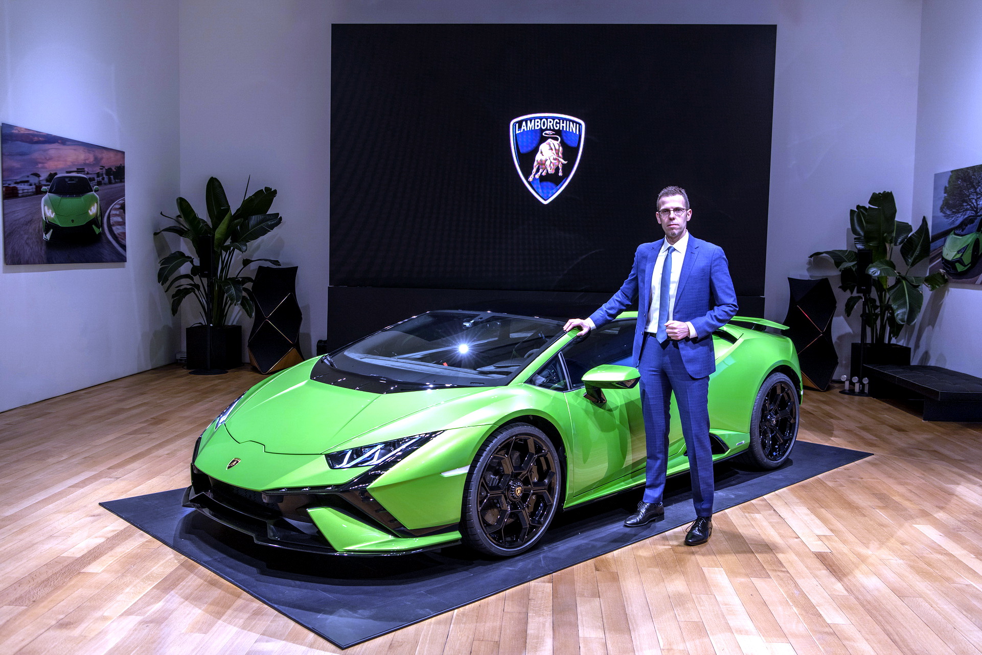 631-HP Lamborghini Huracan Tecnica Is A RWD Evo With A Sprinkle Of STO