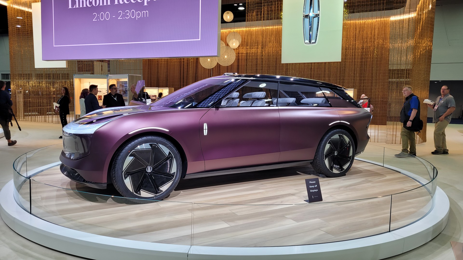 New Lincoln Star Electric SUV Concept Debuts In Detroit With A New Lick Of Purple Paint