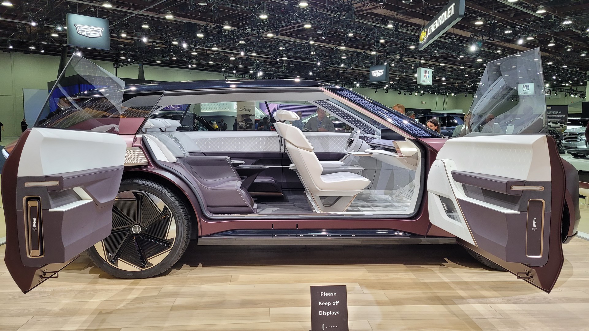 New Lincoln Star Electric SUV Concept Debuts In Detroit With A New Lick Of Purple Paint