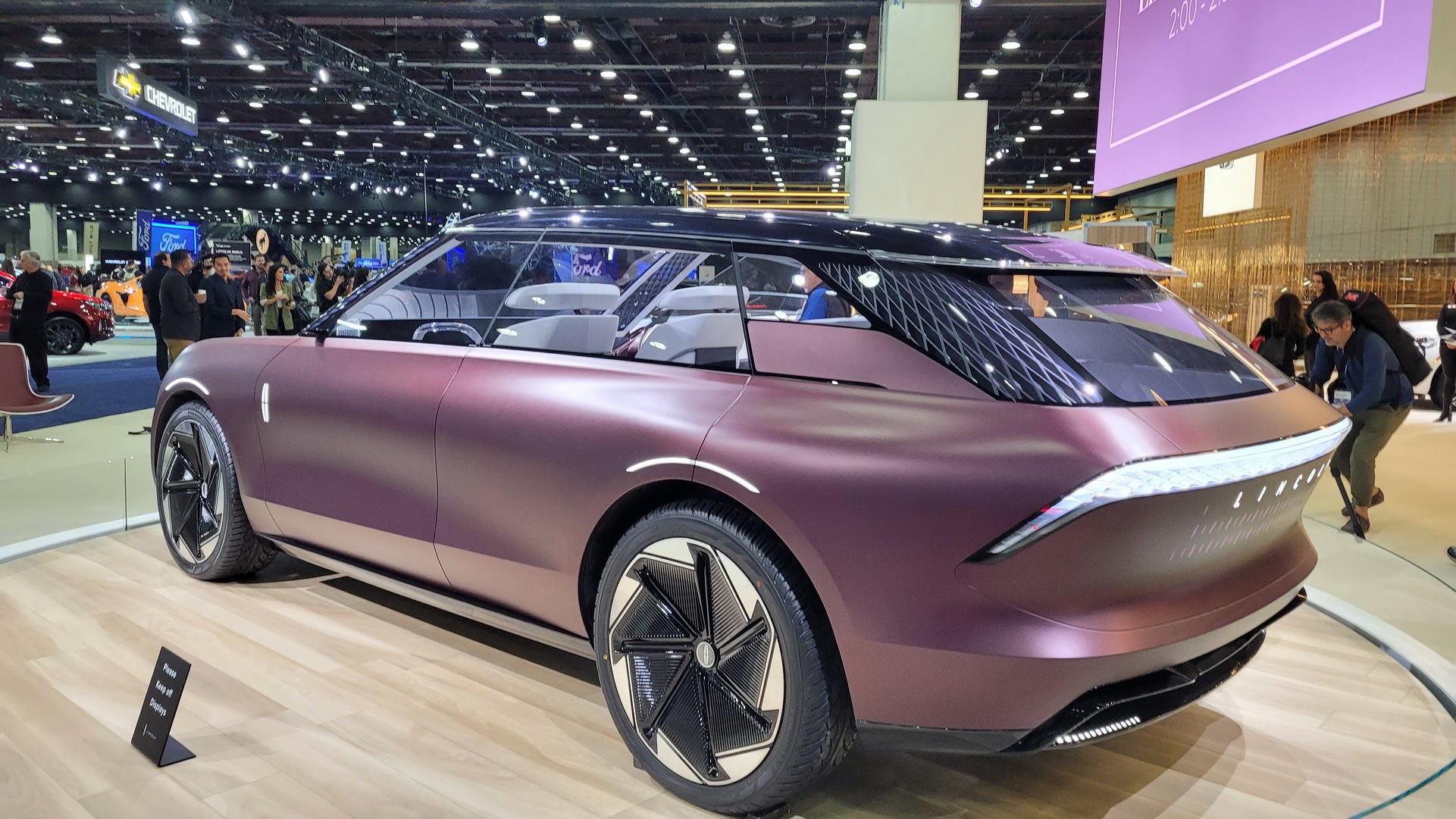 New Lincoln Star Electric SUV Concept Debuts In Detroit With A New Lick