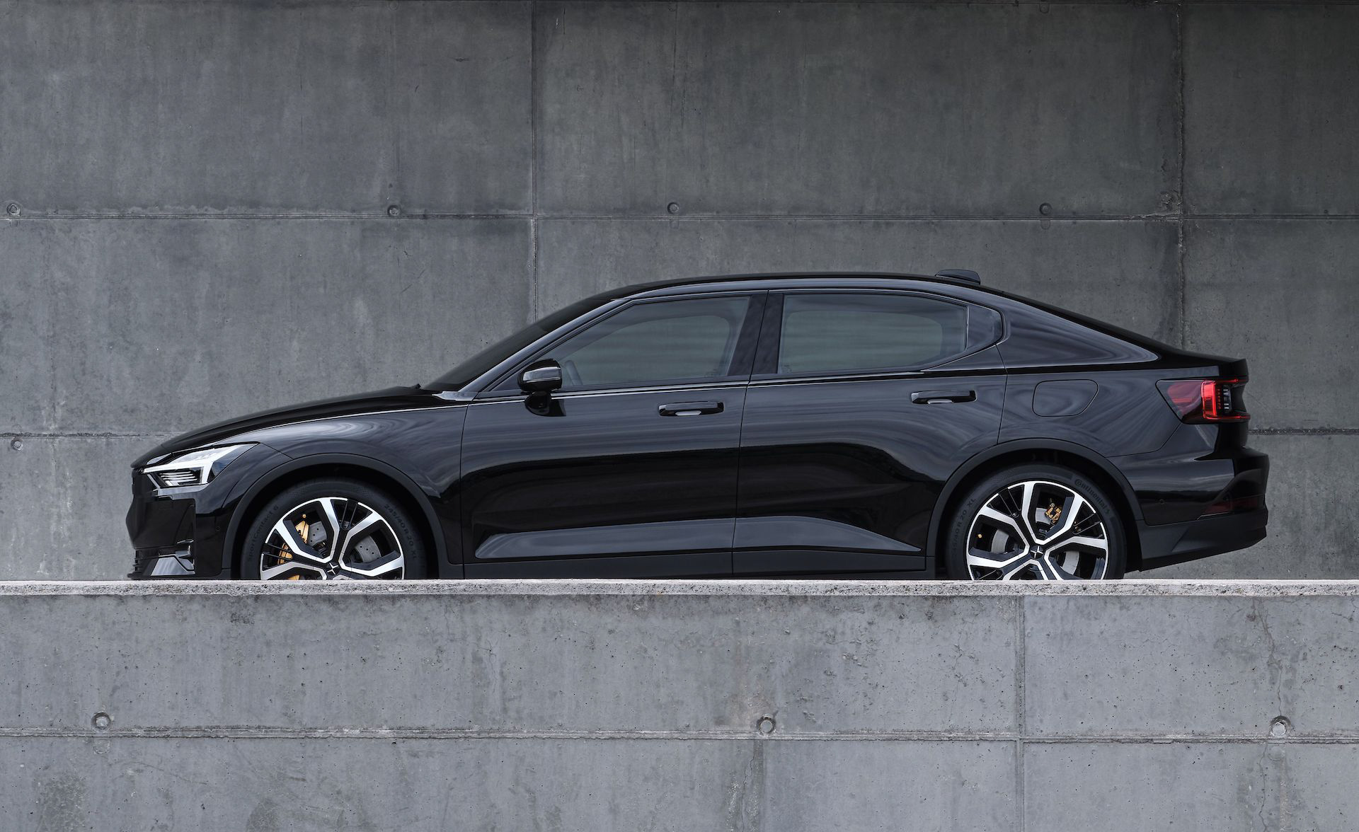 2023 Polestar 2 EV Gets Longer Real-World Electric Range, New Colors And Climate-Friendly Updates