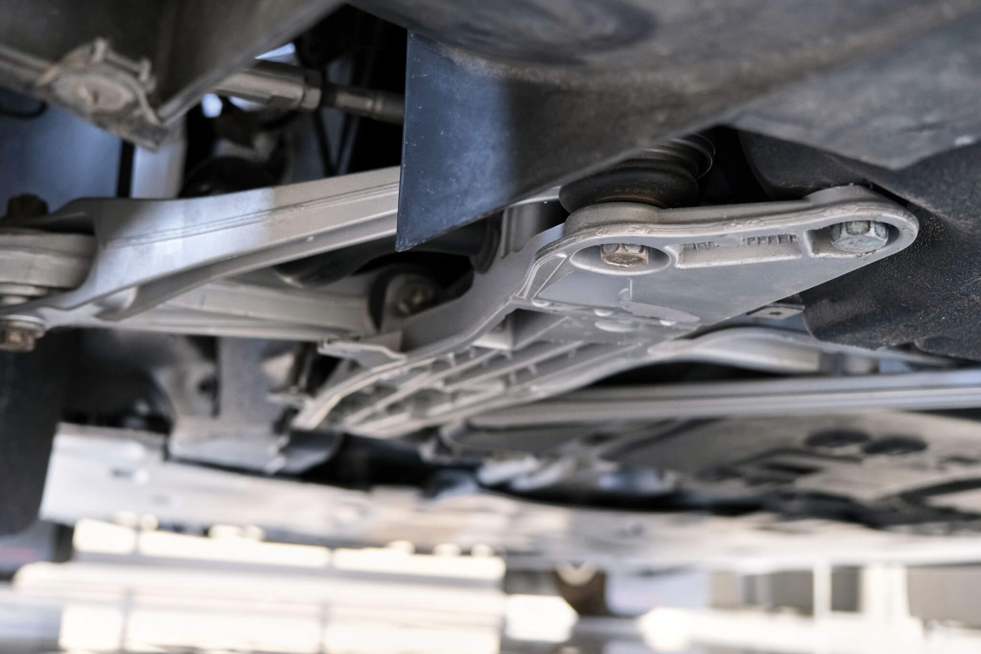 Bored Of Safari-Style Porsche 911s And Can’t Wait For Lamborghini’s Sterrato? How About A Safari Cayman?