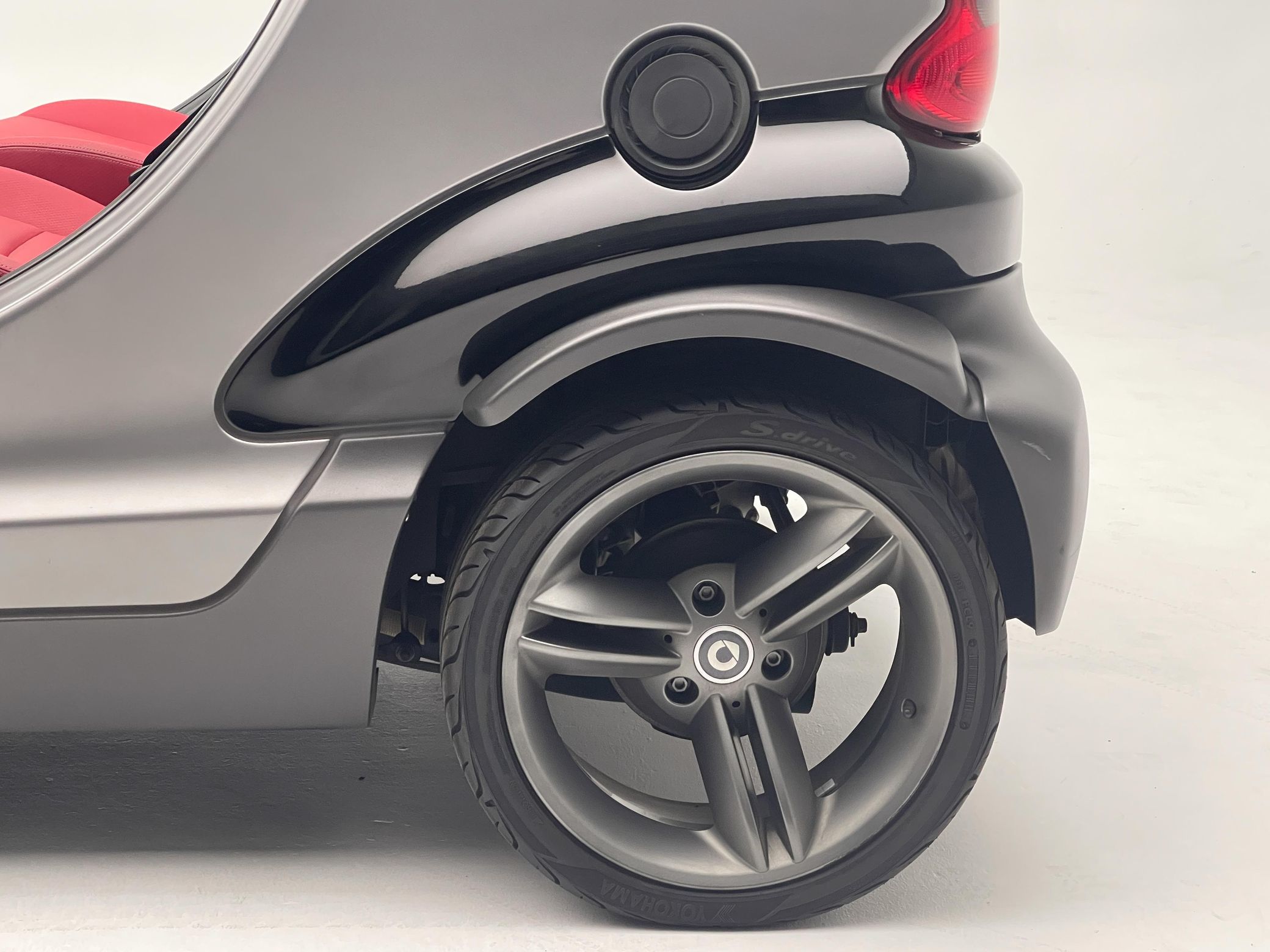 Here’s Your Chance To Own A Super-Quirky Museum-Quality Smart Crossblade