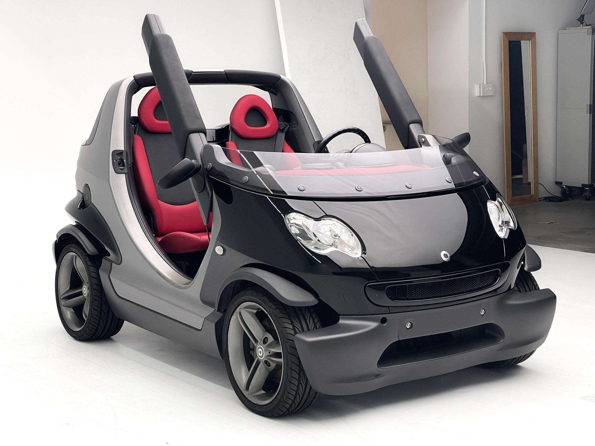 Here’s Your Chance To Own A Super-Quirky Museum-Quality Smart Crossblade