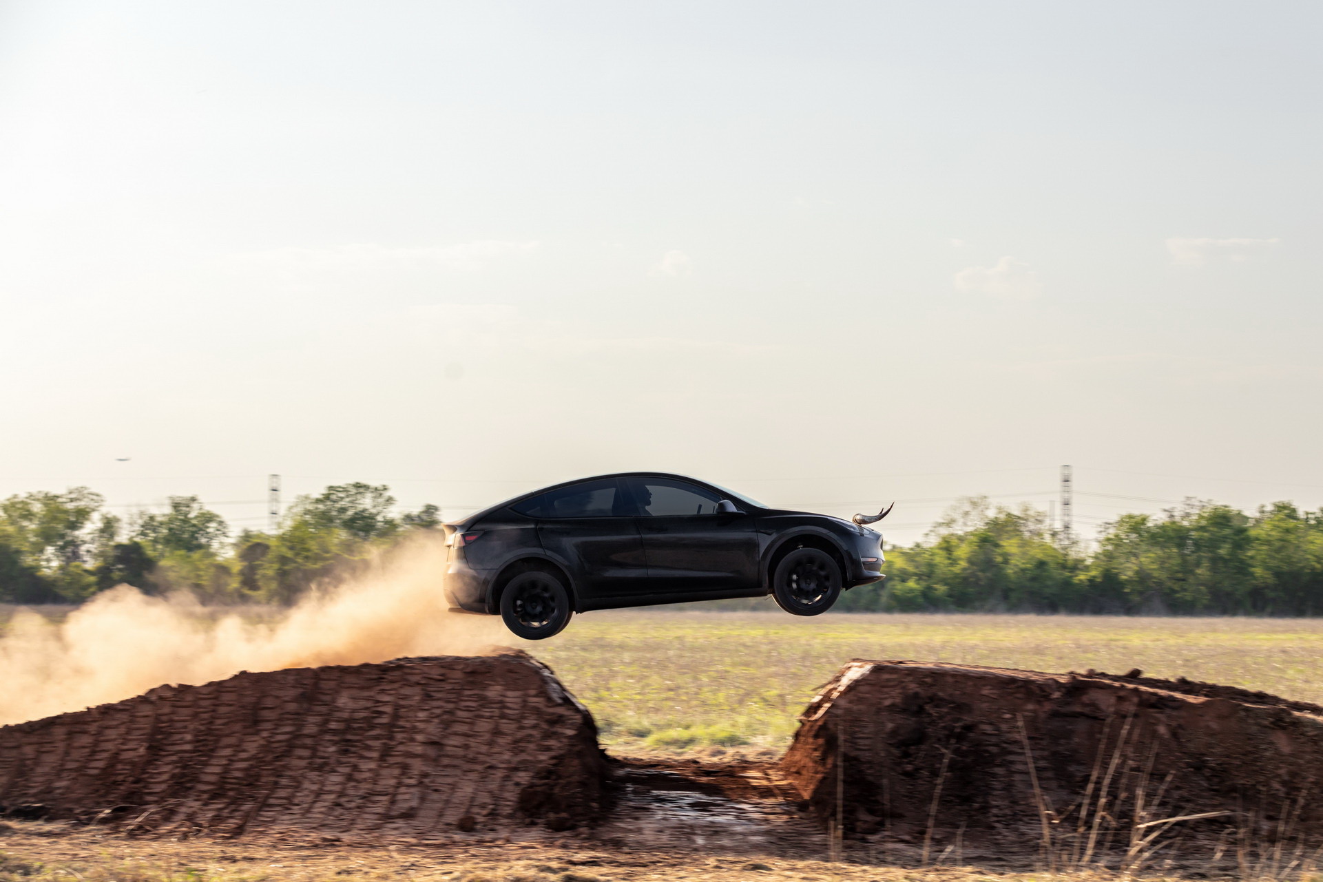 Tesla Shows Updated Cybertruck Promising 2023 Launch And New Robotaxi At Cyber Rodeo