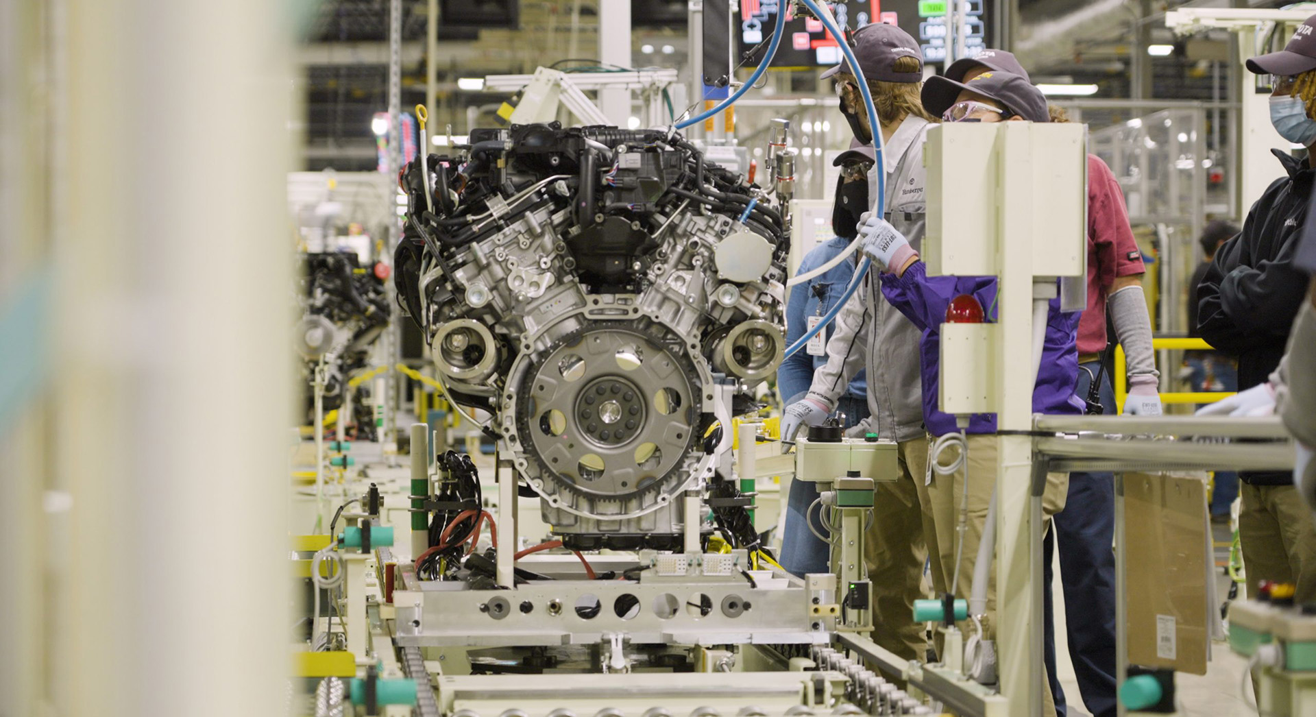 Toyota Invests $383 Million Into U.S. Four-Cylinder Engine Production