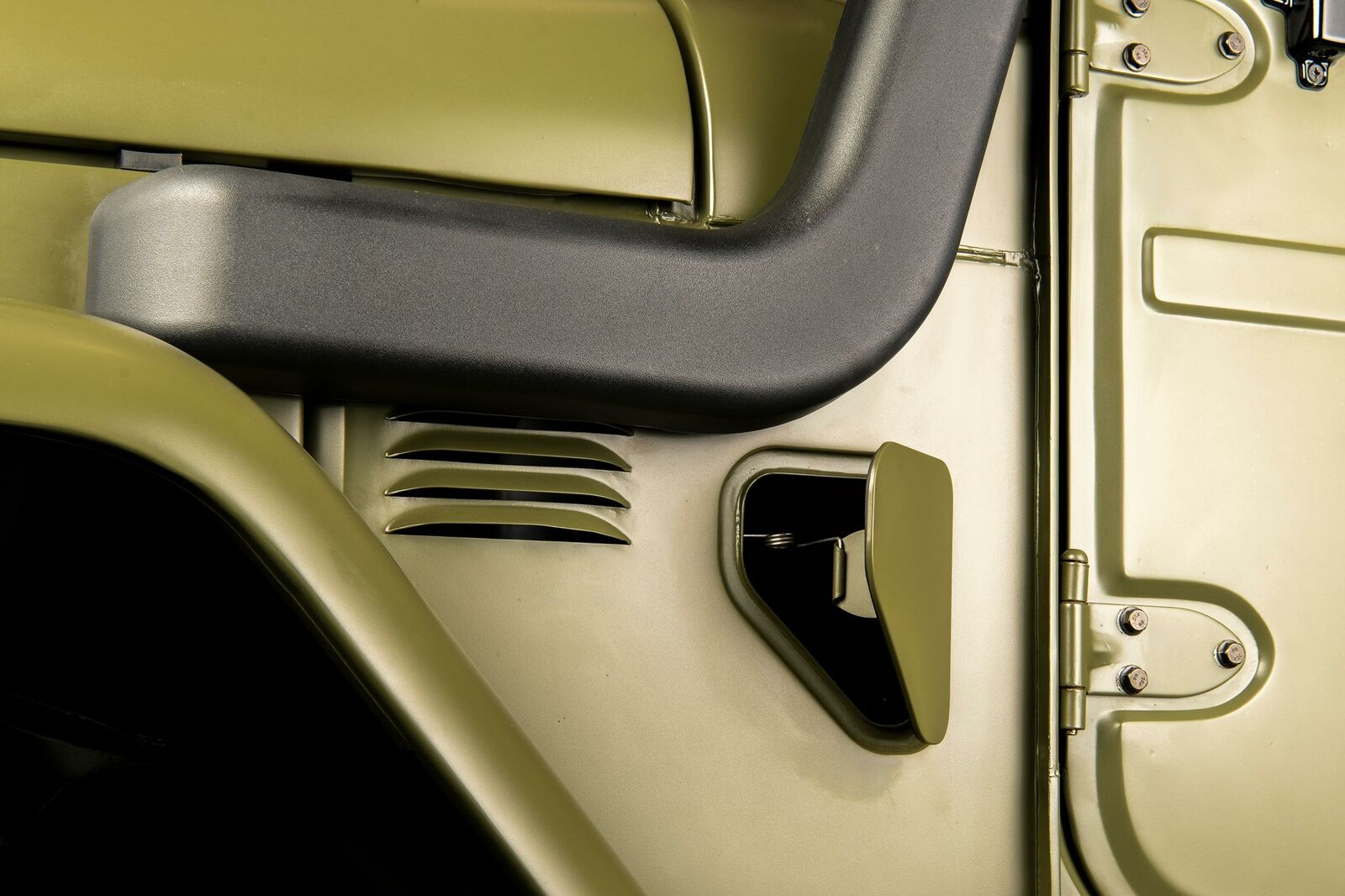 Have You Ever Seen A Restomod Toyota FJ40 Land Cruiser Quite Like This?