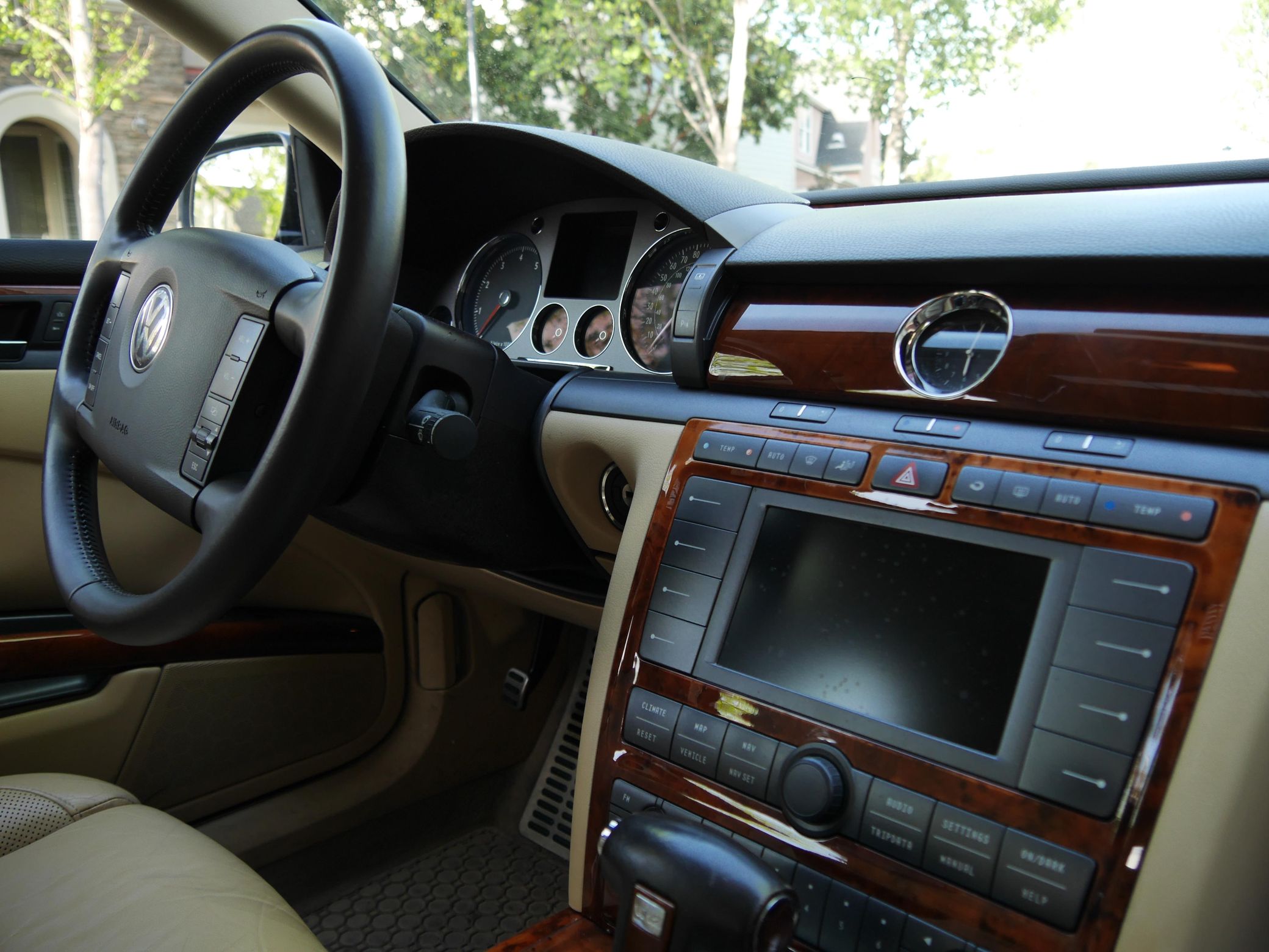 Less Than 500 VW Phaetons In The U.S. Have A W12 Like This One