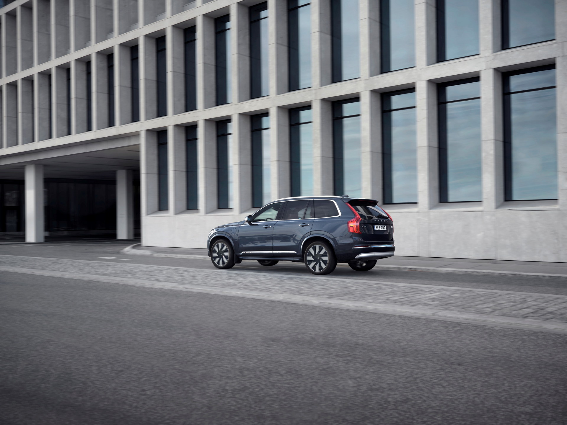 Volvo Makes Its Entire Range Compatible With Over-The-Air Software Updates