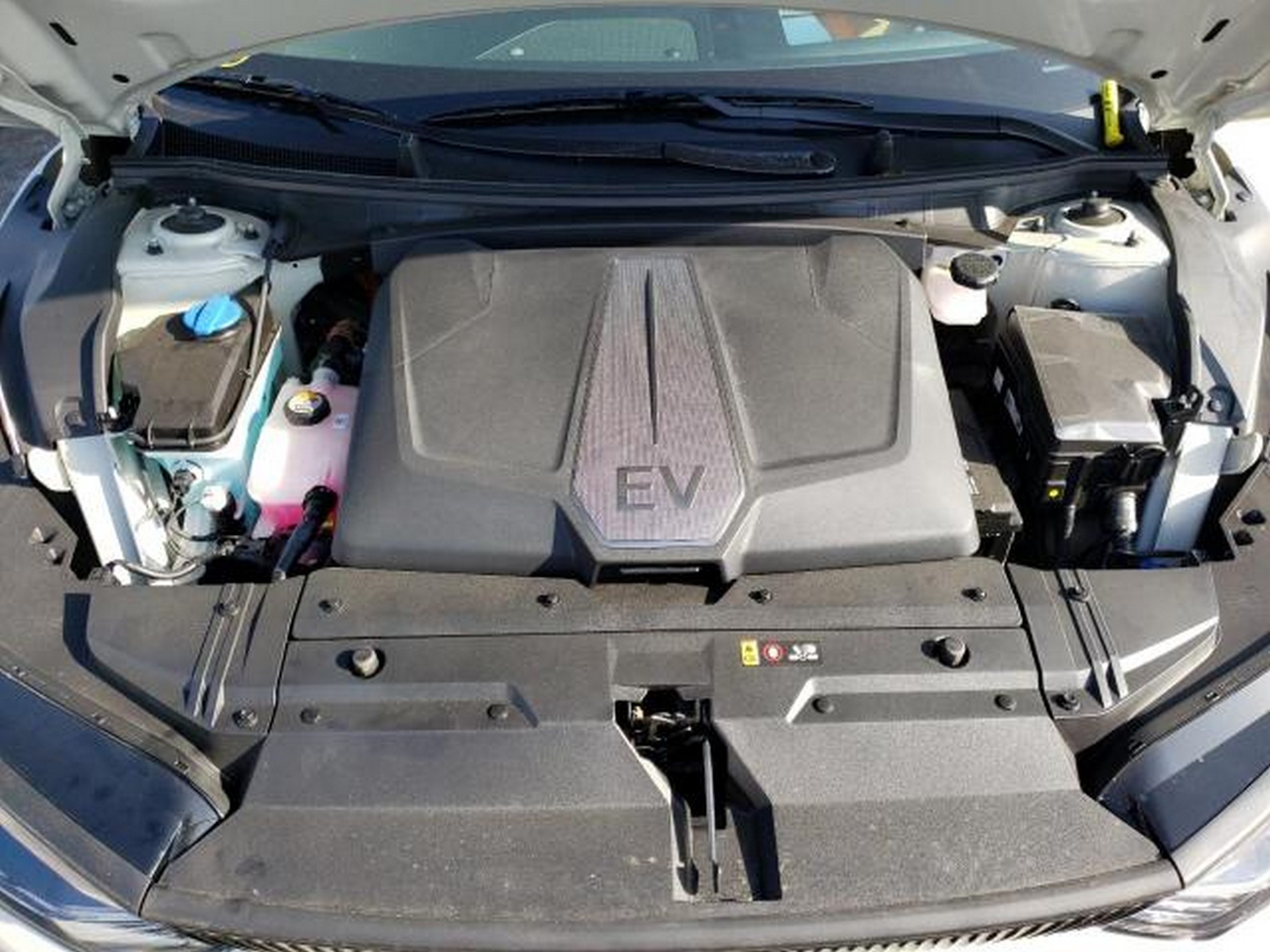 Wrecked Hyundai Ioniq 5s And Kia EV6s Have Already Started Piling Up