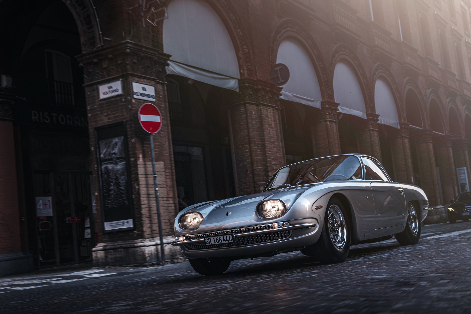 The Engineer Of Lamborghini’s First V12 Was Paid A Bonus For Every 10 HP Over Asking