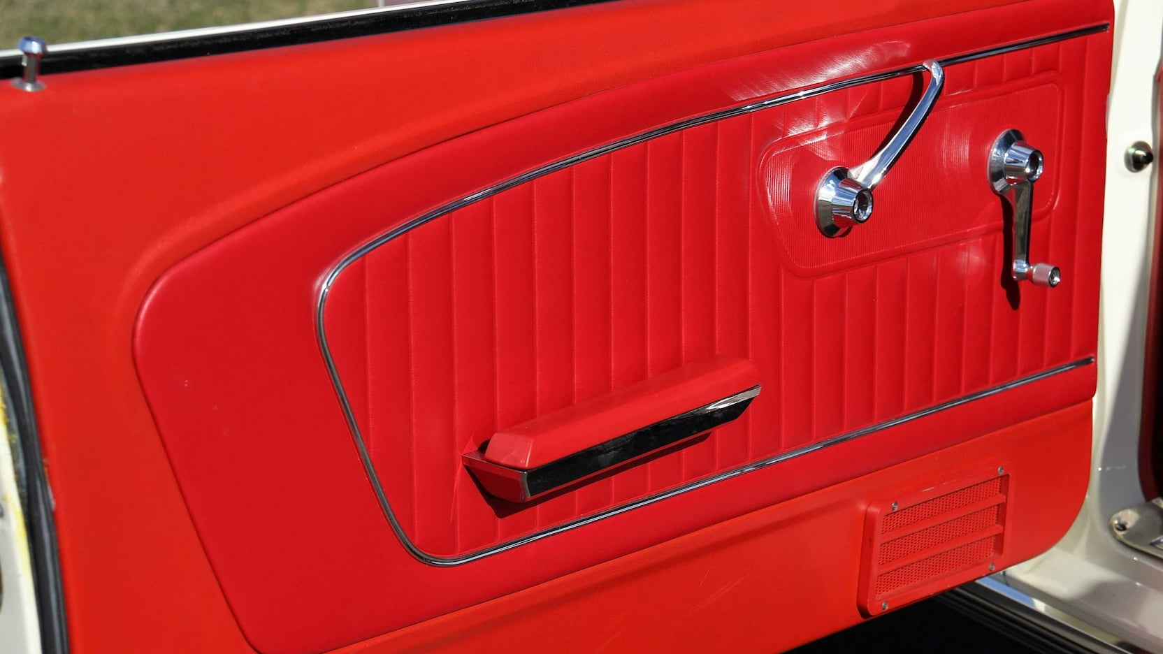 Disney Magic Skyway Mustang Used In 1965 New York World’s Fair Up For Auction