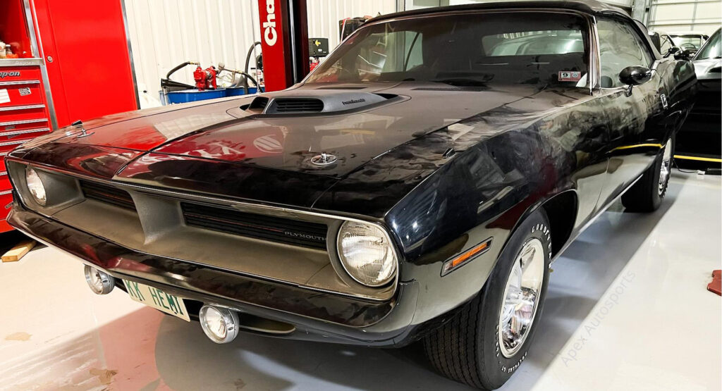  1-of-14 Plymouth Hemi Cuda Convertibles Uncovered In Texas After 46 Years