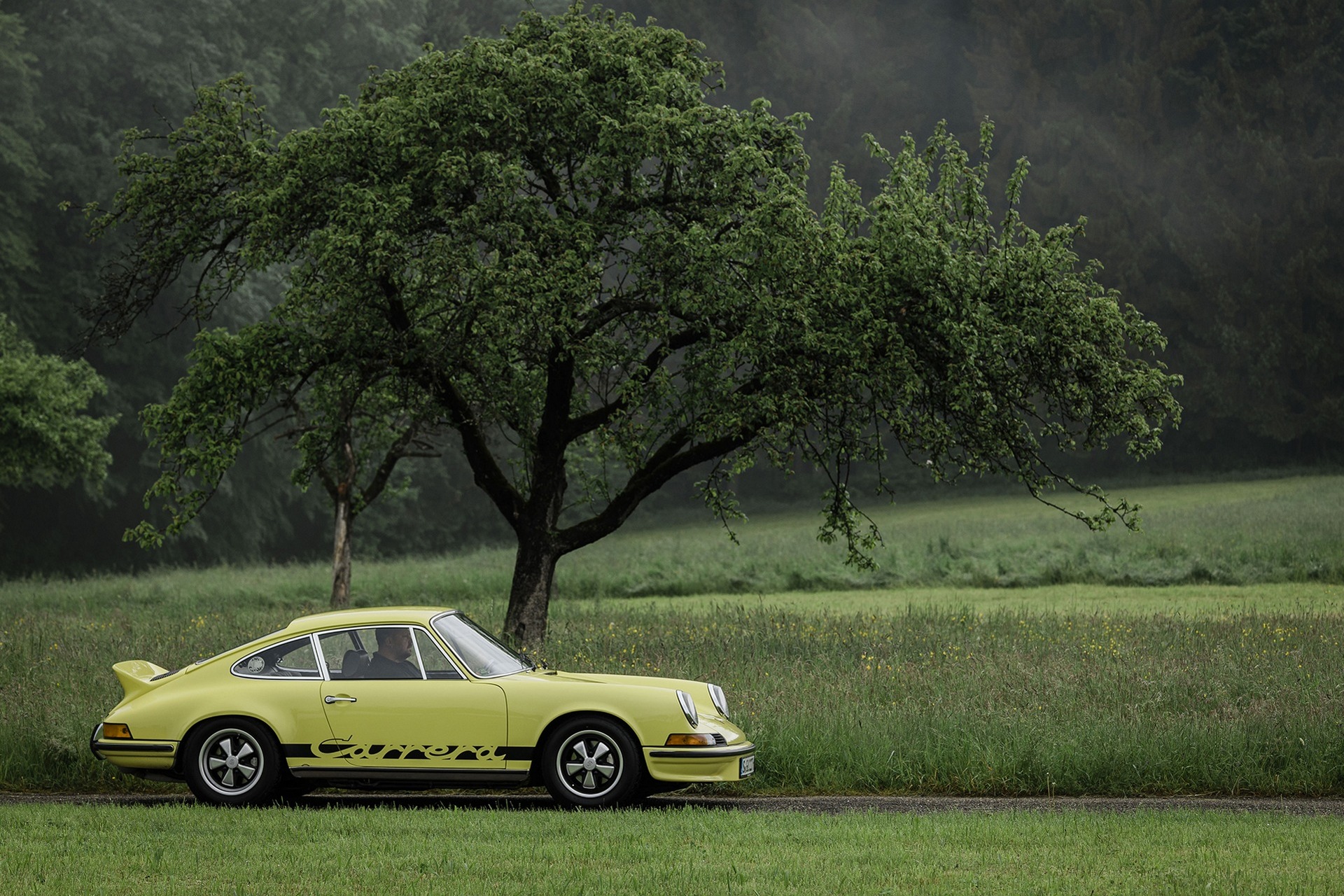 Porsche Celebrates 50th Birthday Of The 911 Carrera RS 2.7