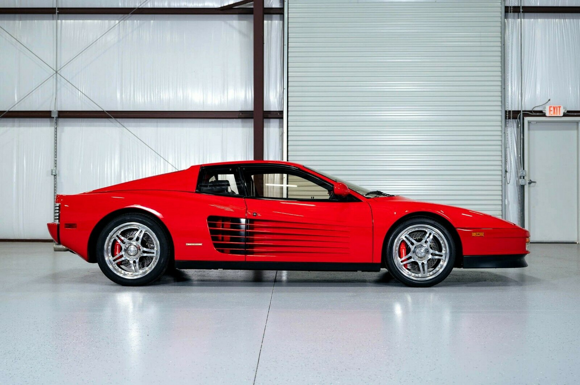 At $160,000, Can This 655 HP Twin-Turbo ’88 Ferrari Testarossa Blow Your Sensibilities Away?